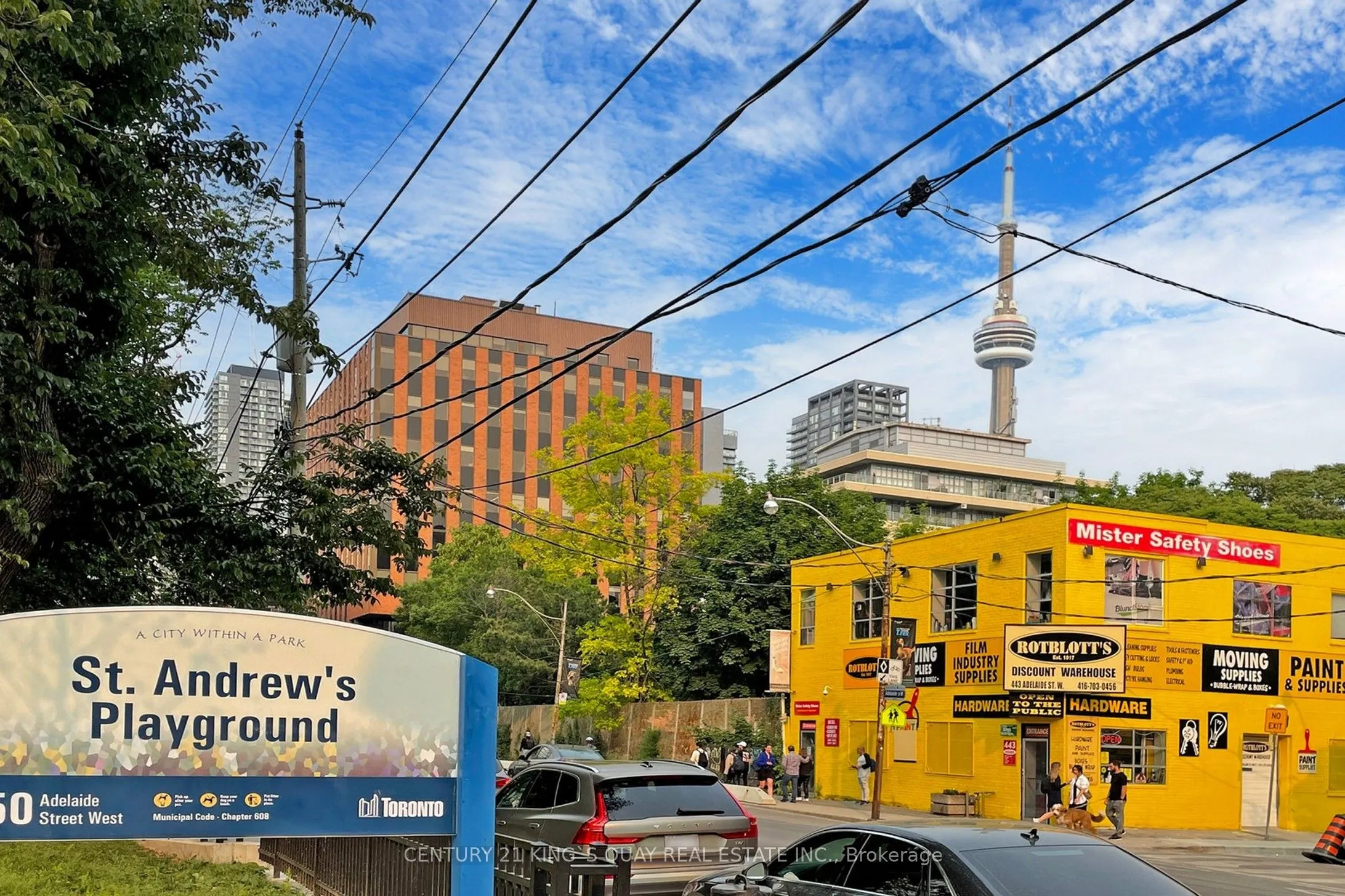 533 Richmond Street W, #403