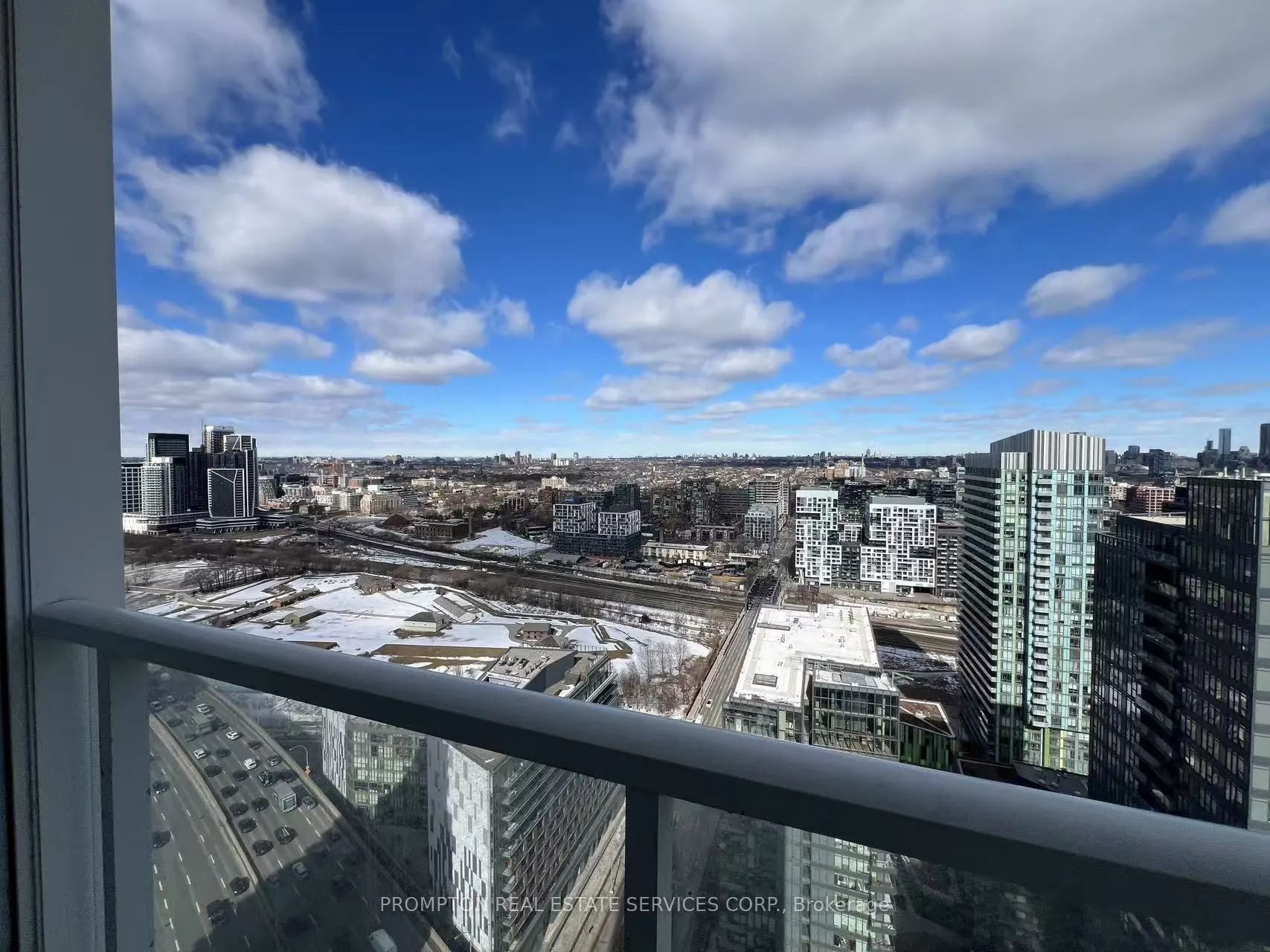 19 Bathurst Street, #3805