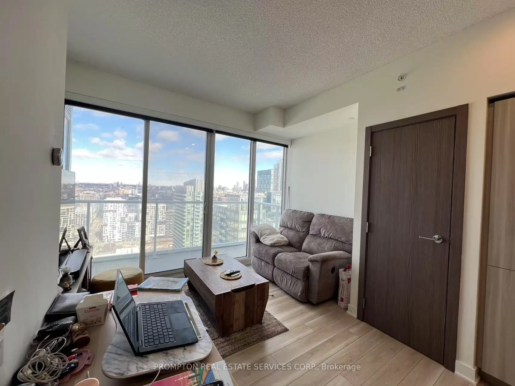 19 Bathurst Street, #3805
