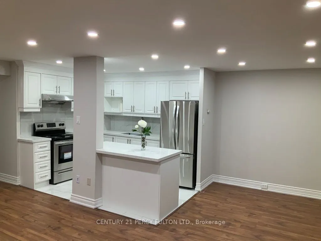 10 Sunny Glen Way, #1904