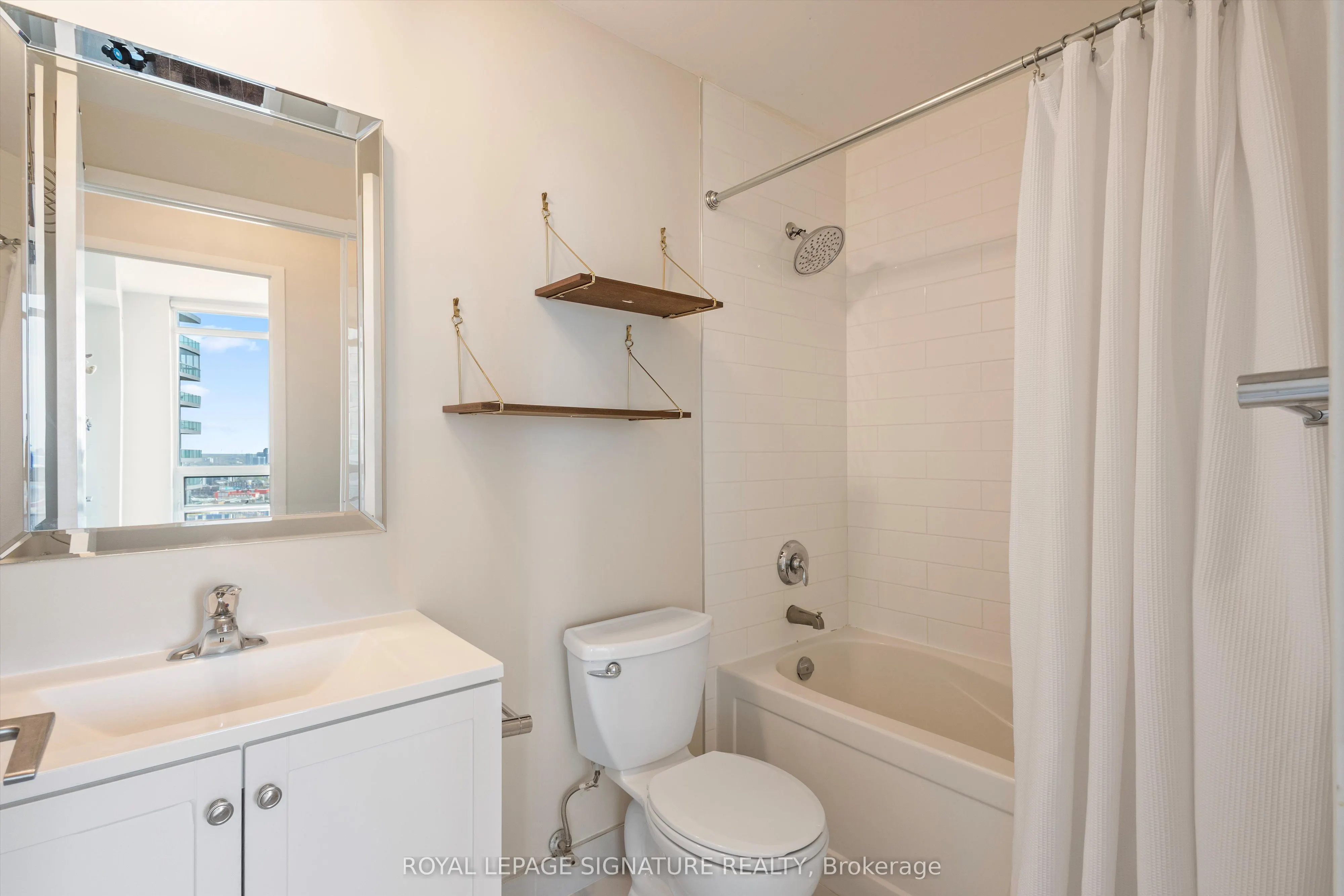 215 Fort York Boulevard, #3407