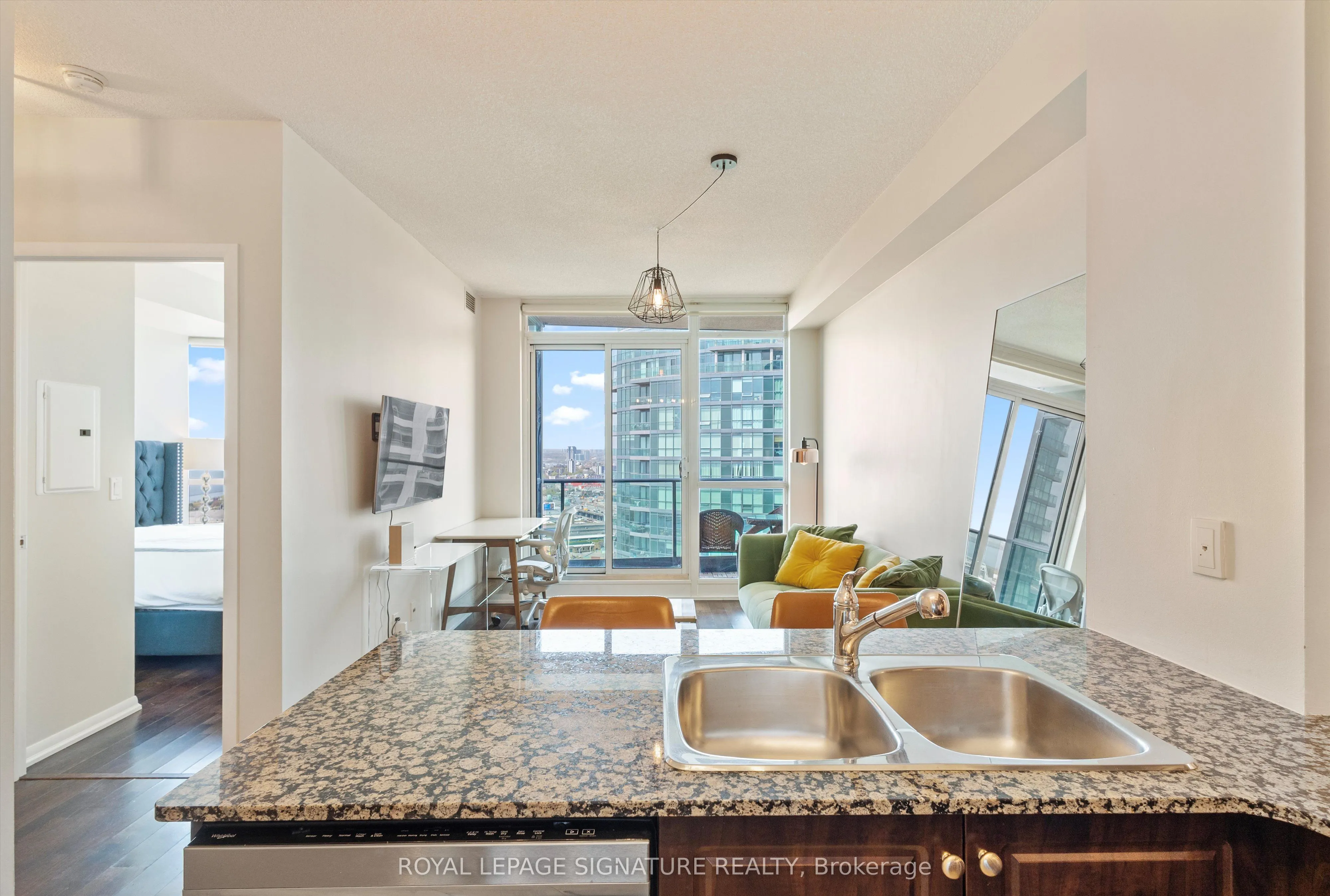 215 Fort York Boulevard, #3407