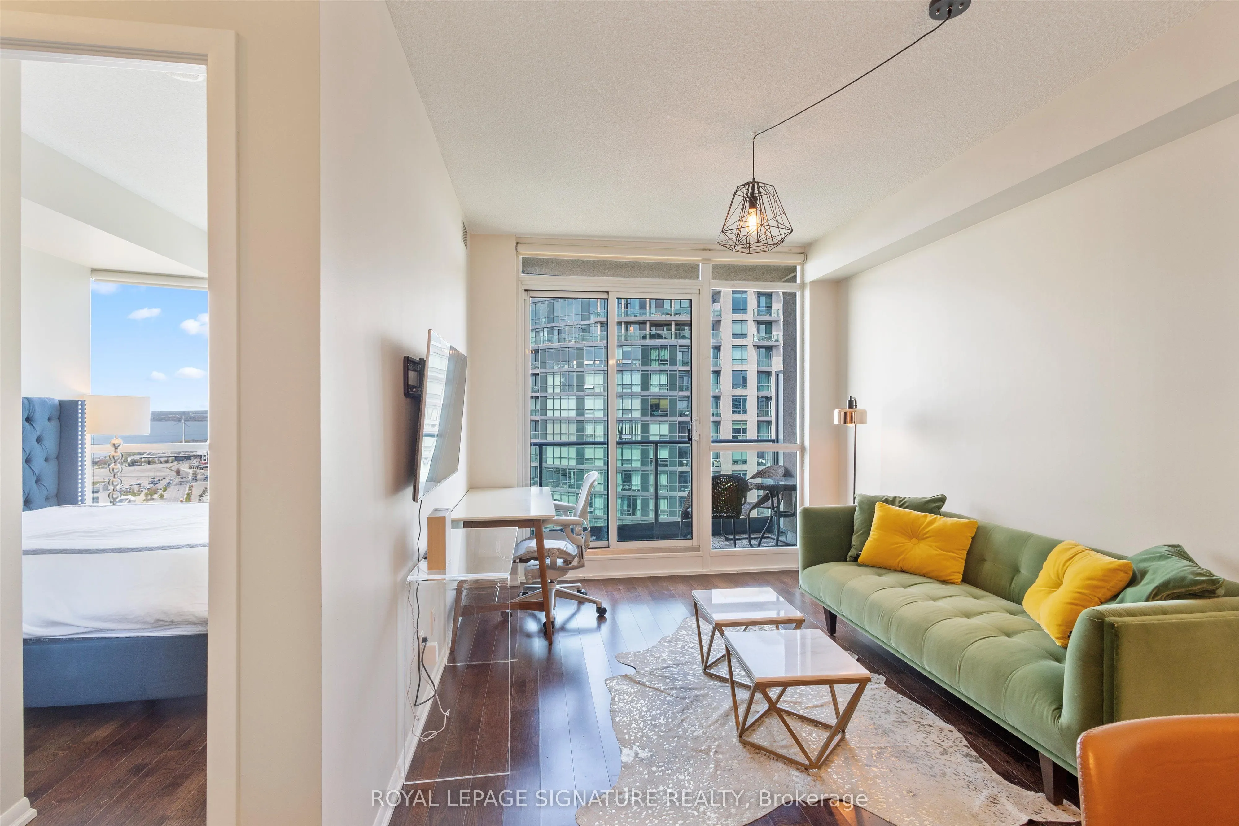 215 Fort York Boulevard, #3407