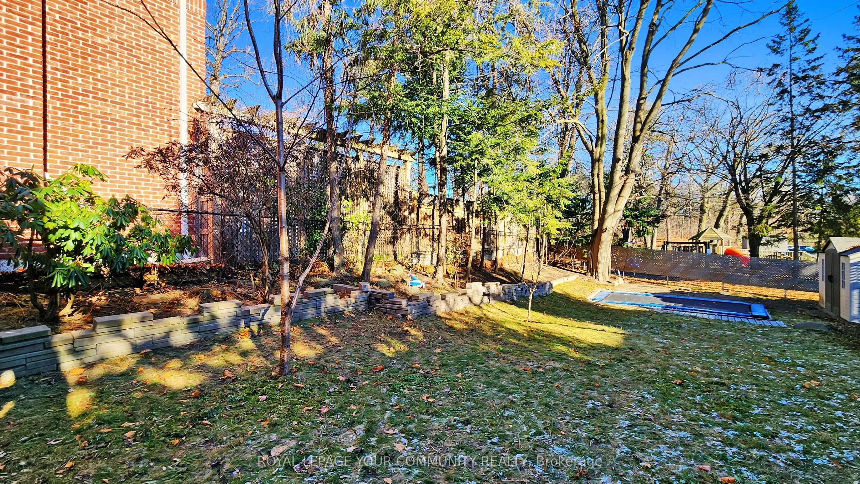 19 Strathgowan Crescent