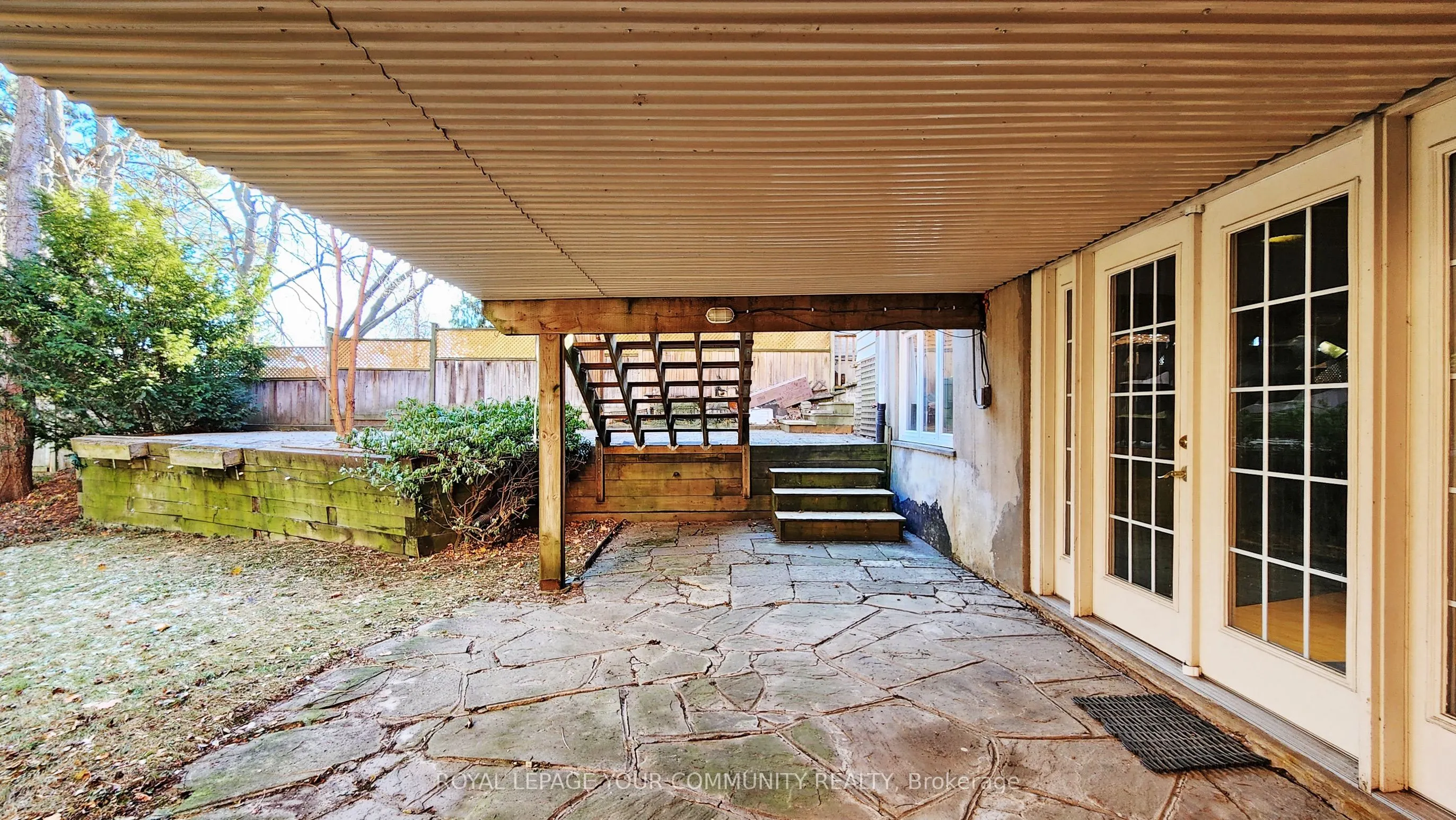 19 Strathgowan Crescent