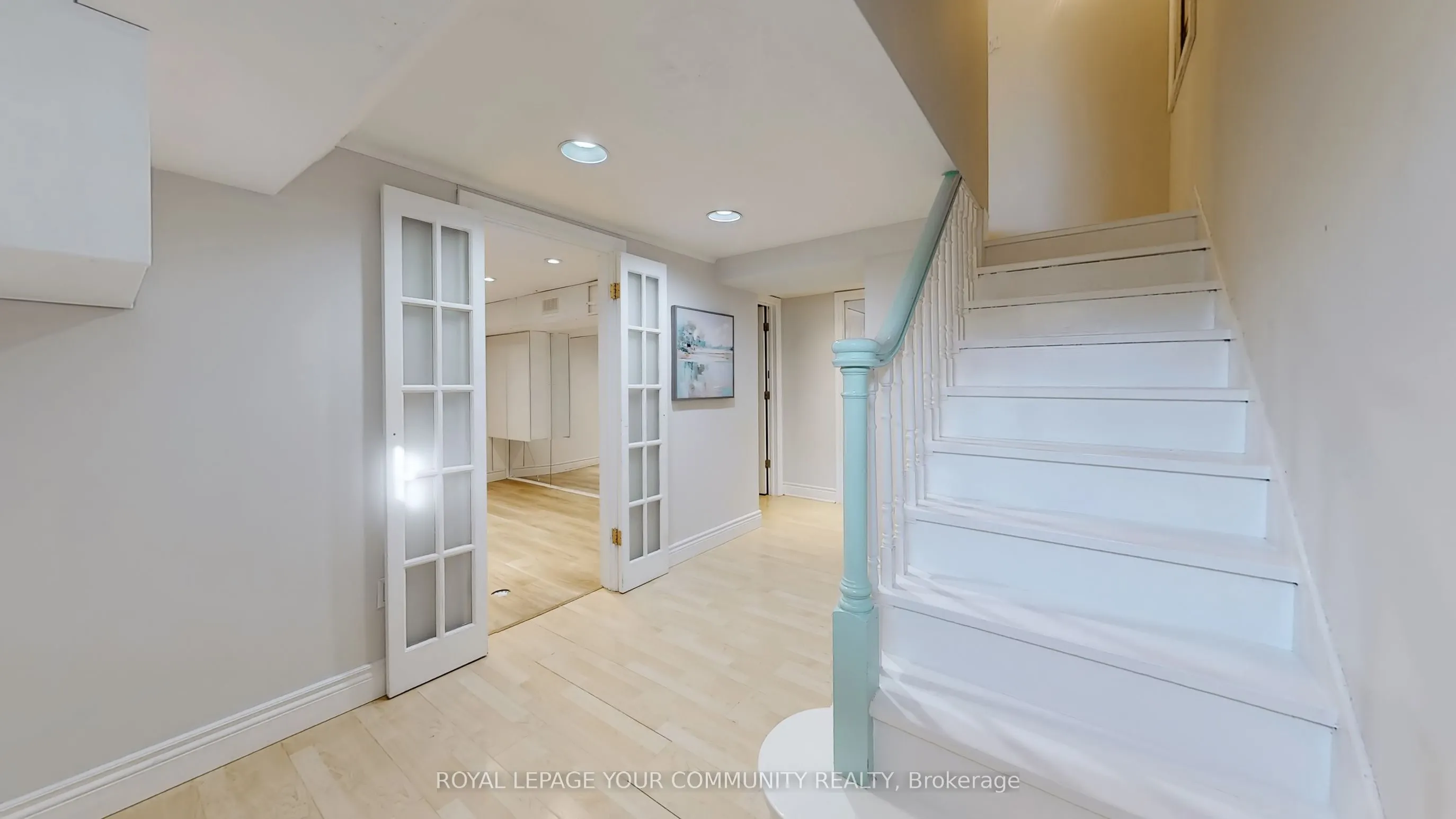 19 Strathgowan Crescent