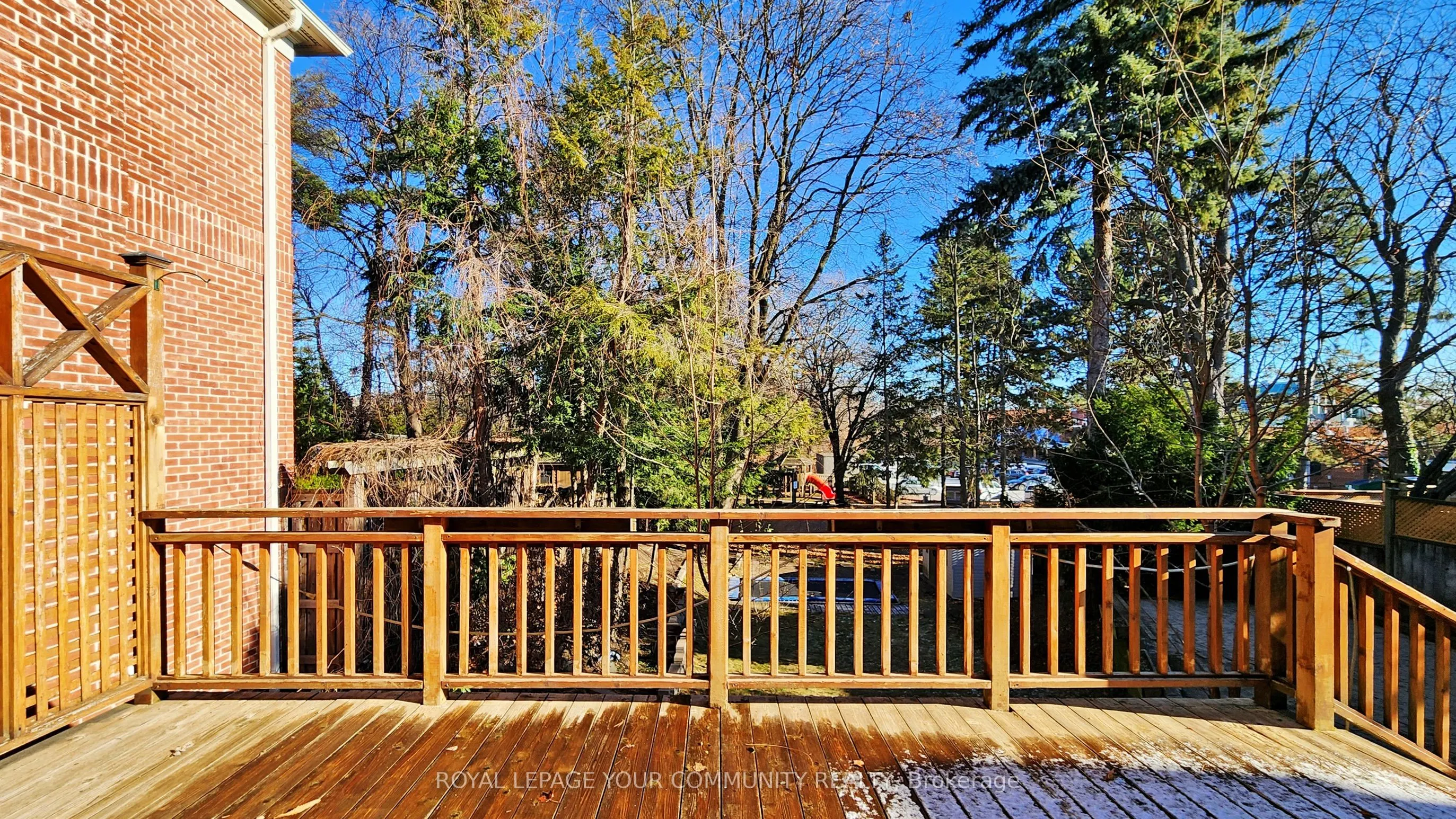 19 Strathgowan Crescent