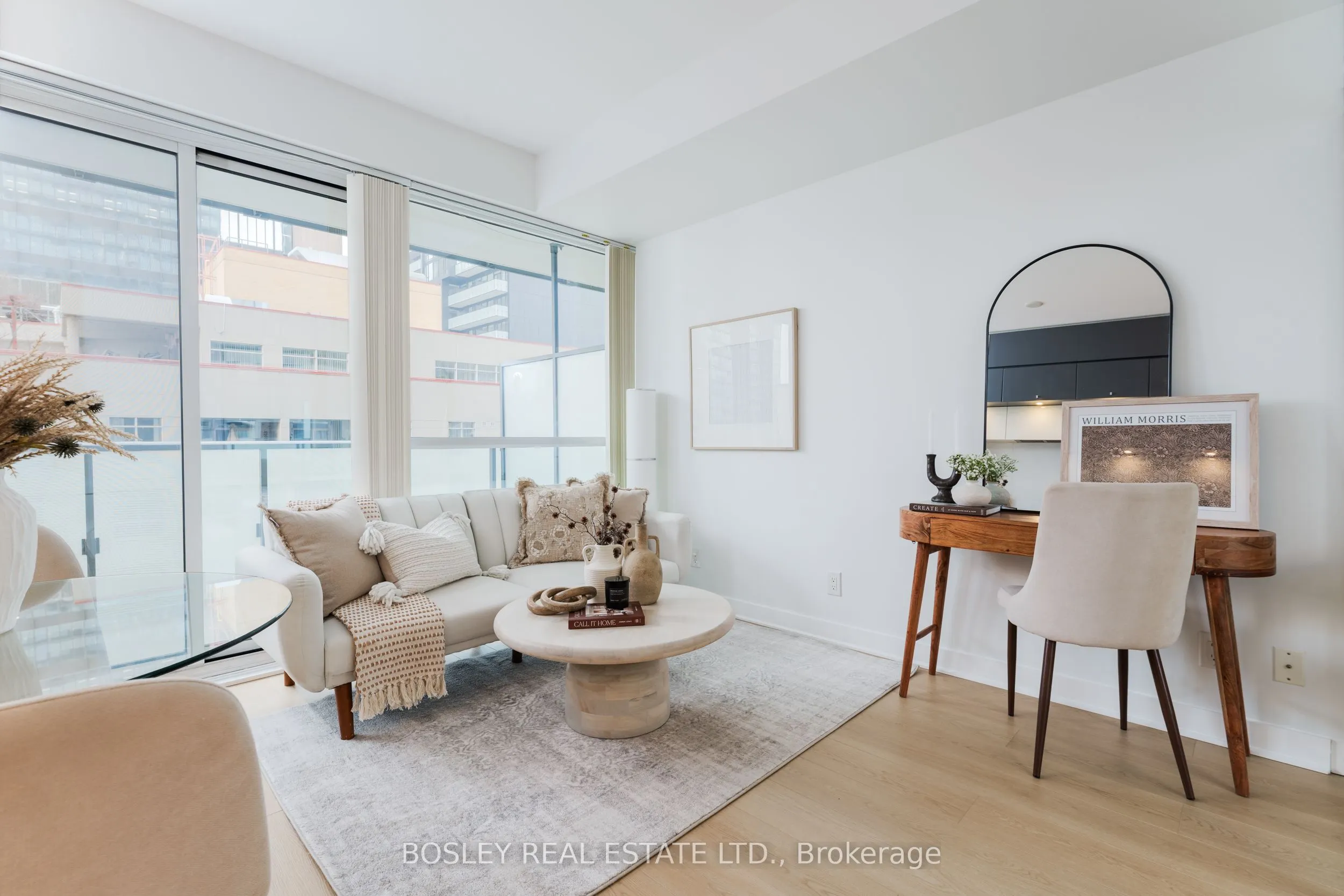 15 Grenville Street, #1206