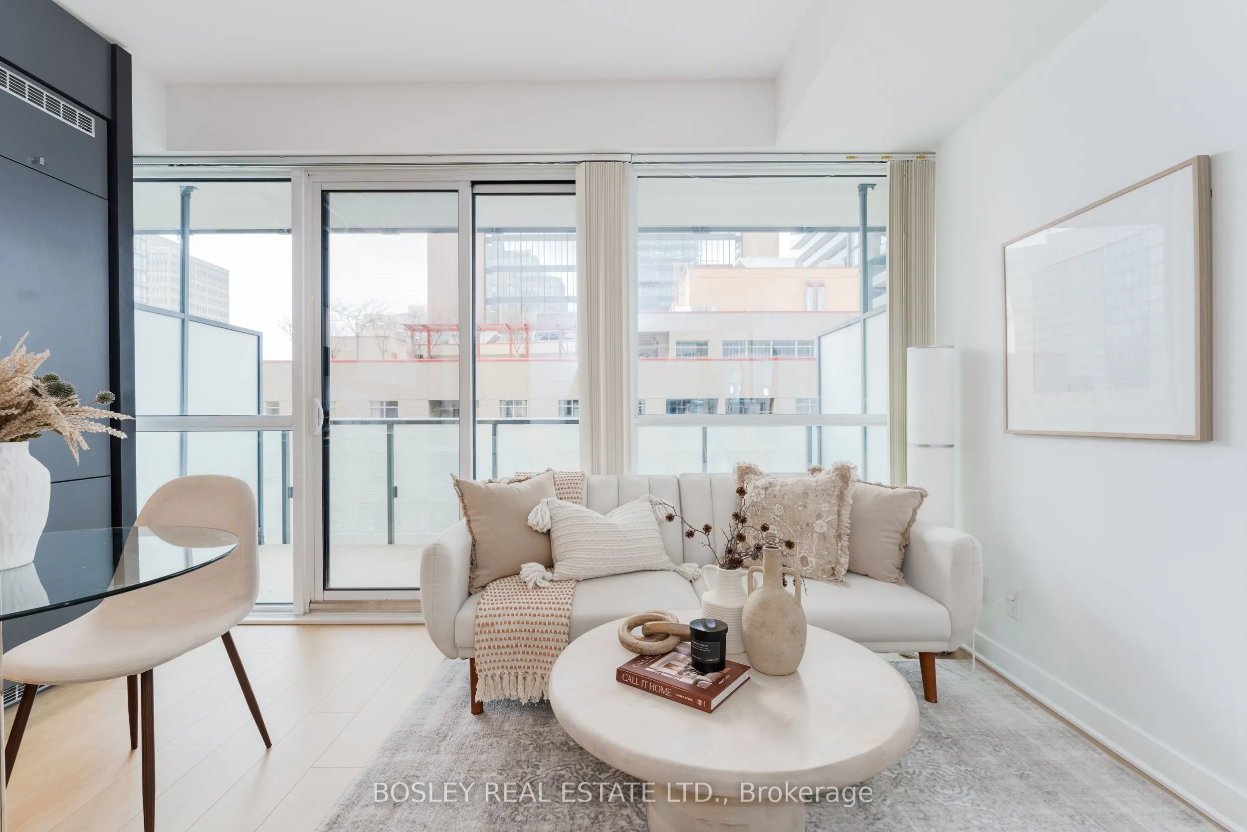 15 Grenville Street, #1206