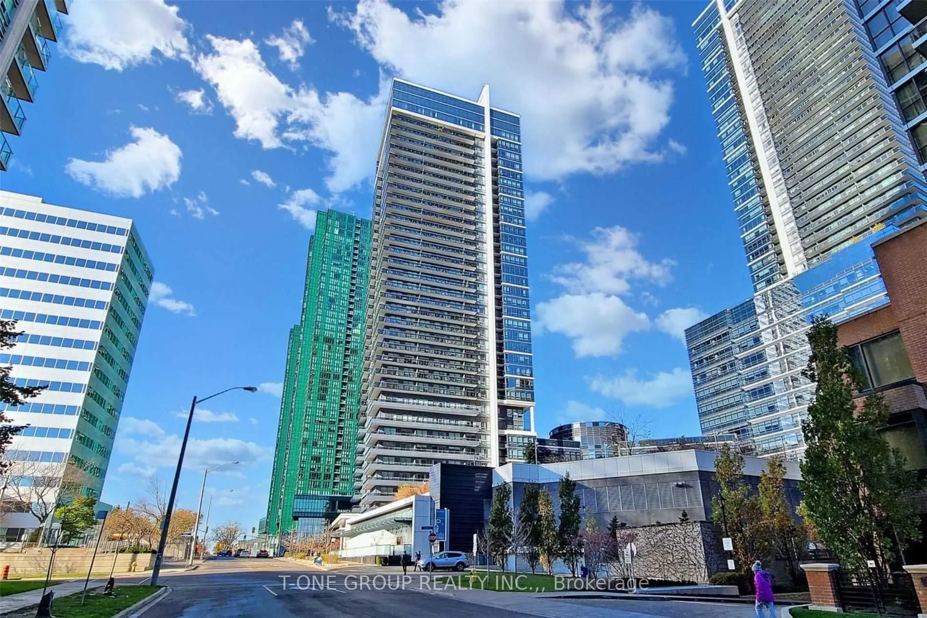 2 Anndale Drive, #306