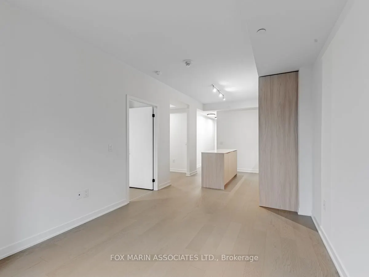 123 Portland Street, #209