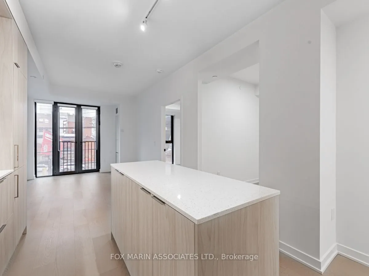 123 Portland Street, #209