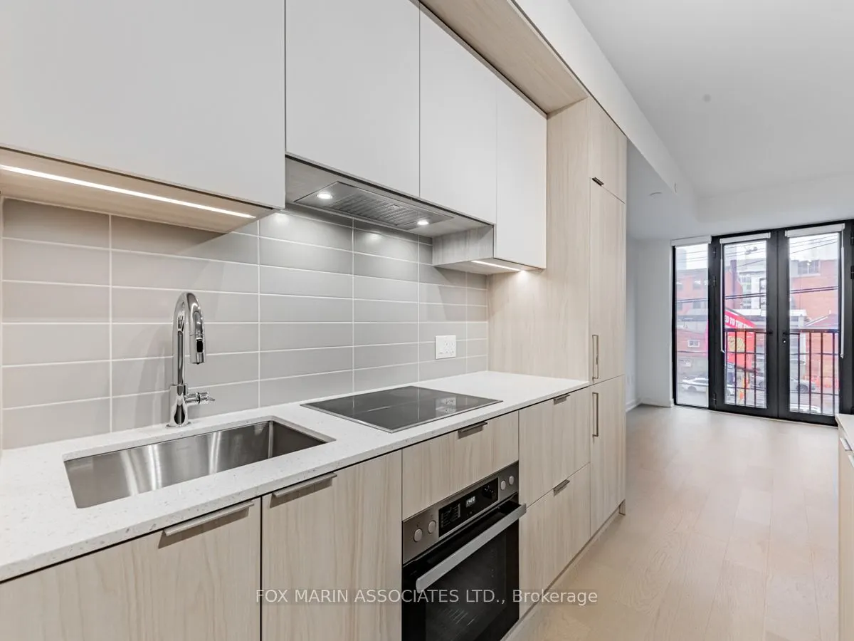 123 Portland Street, #209