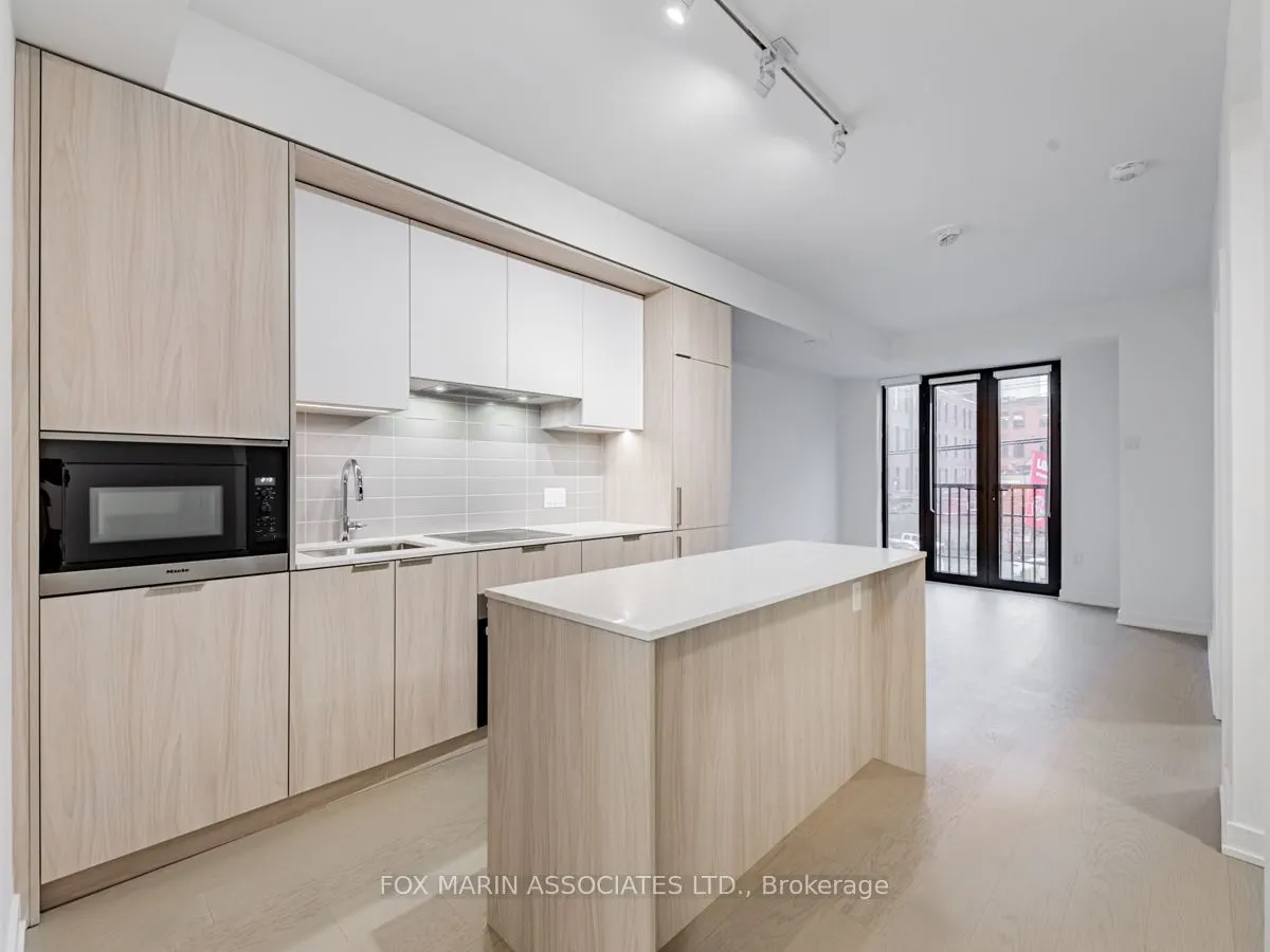 123 Portland Street, #209