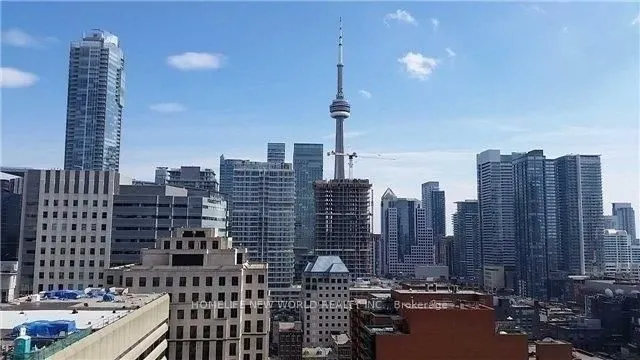 210 Simcoe Street, #1804