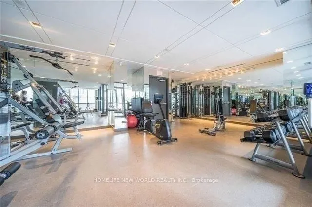 210 Simcoe Street, #1804