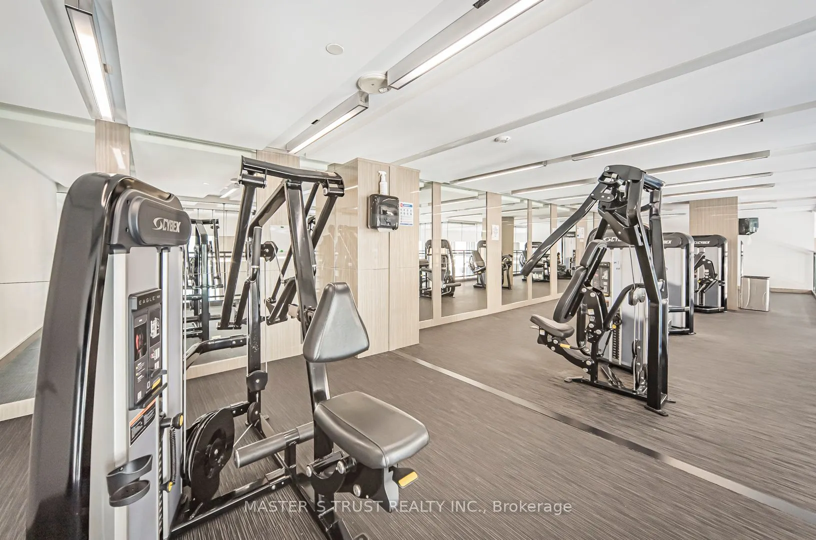 89 Dunfield Avenue #801
