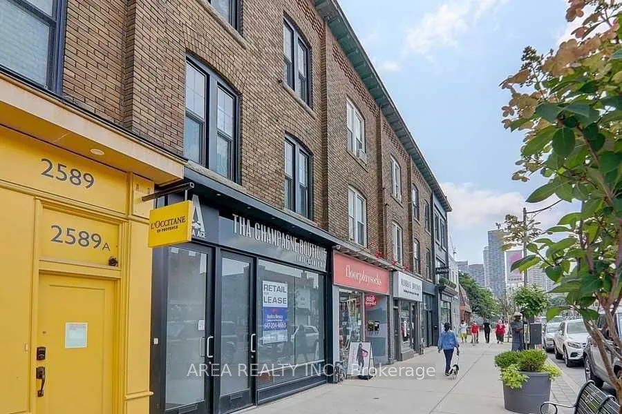 2587 Yonge Street, #02