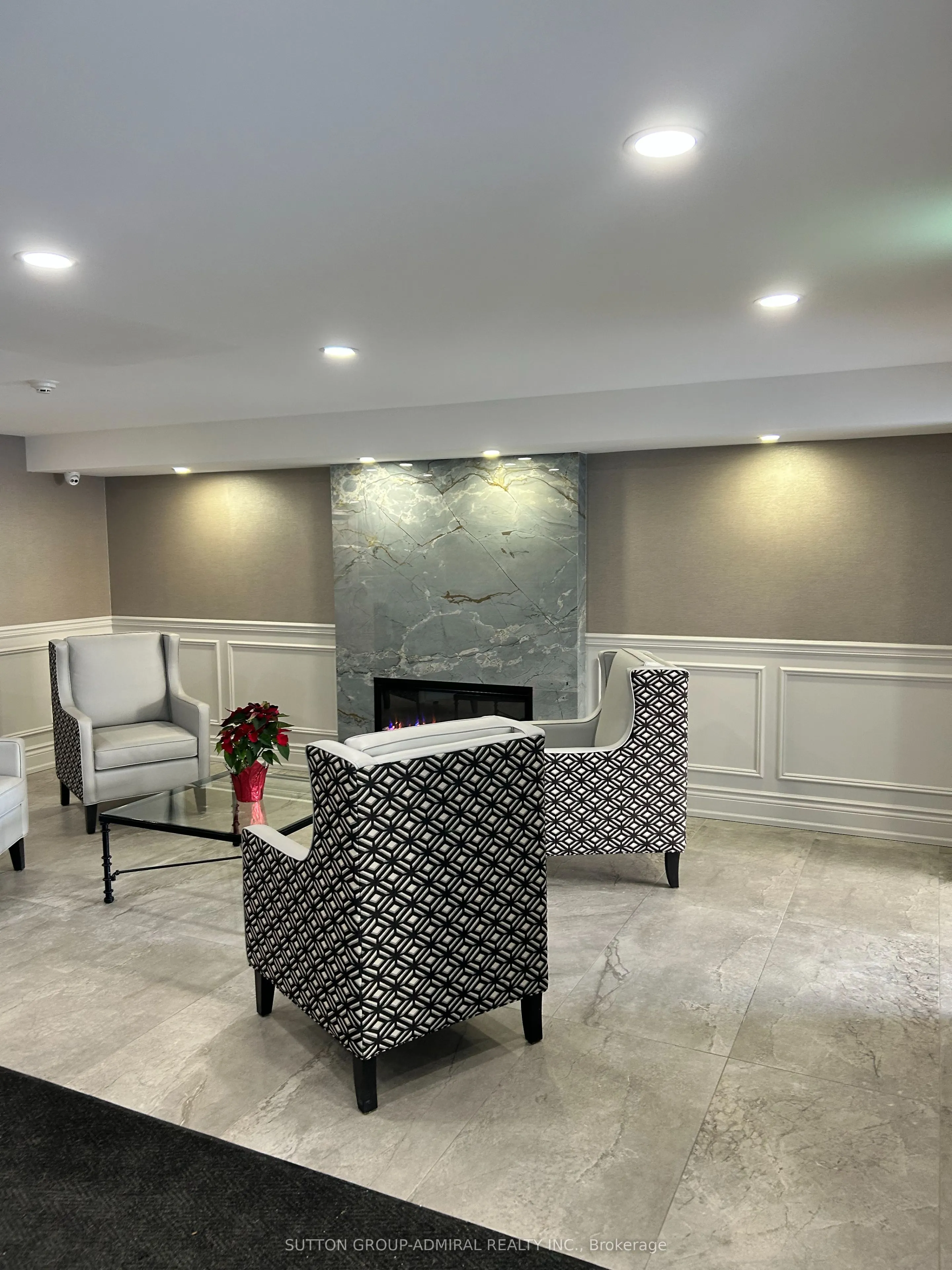 90 FISHERVILLE Road, #1101