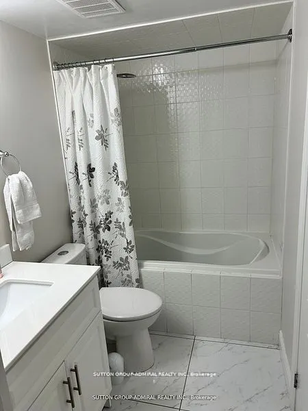 90 FISHERVILLE Road, #1101