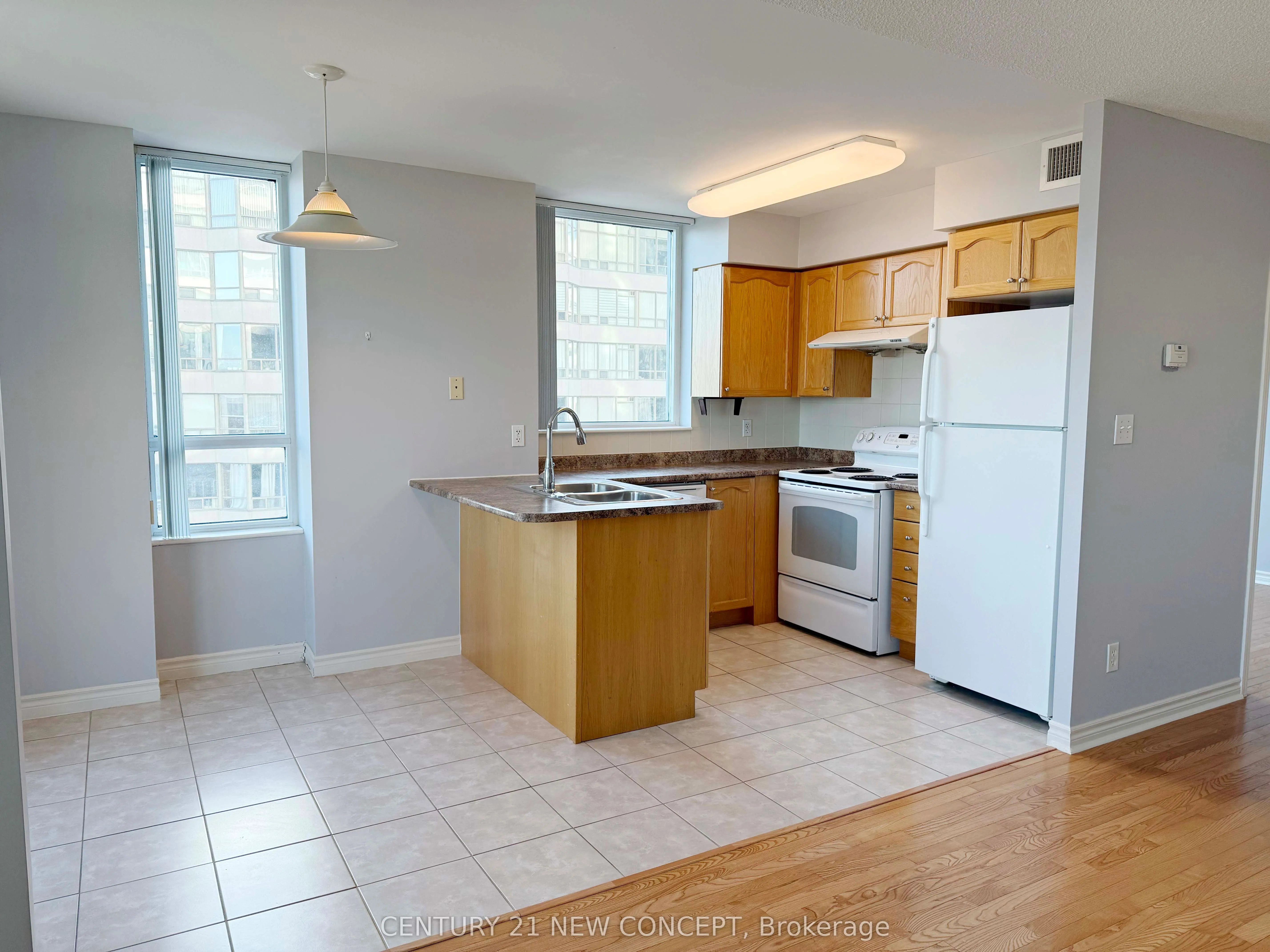 18 Spring Garden Avenue, #2308