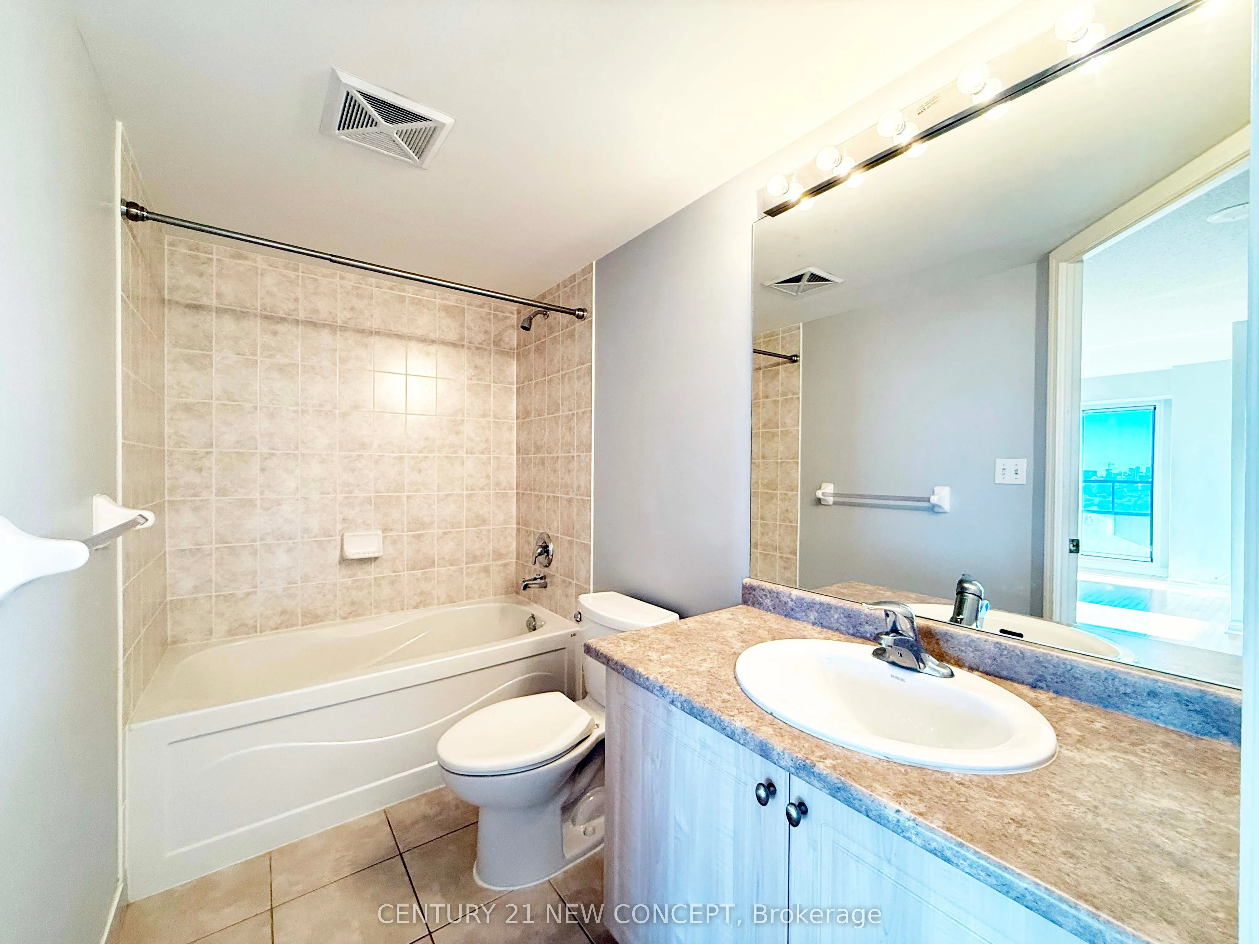 18 Spring Garden Avenue, #2308