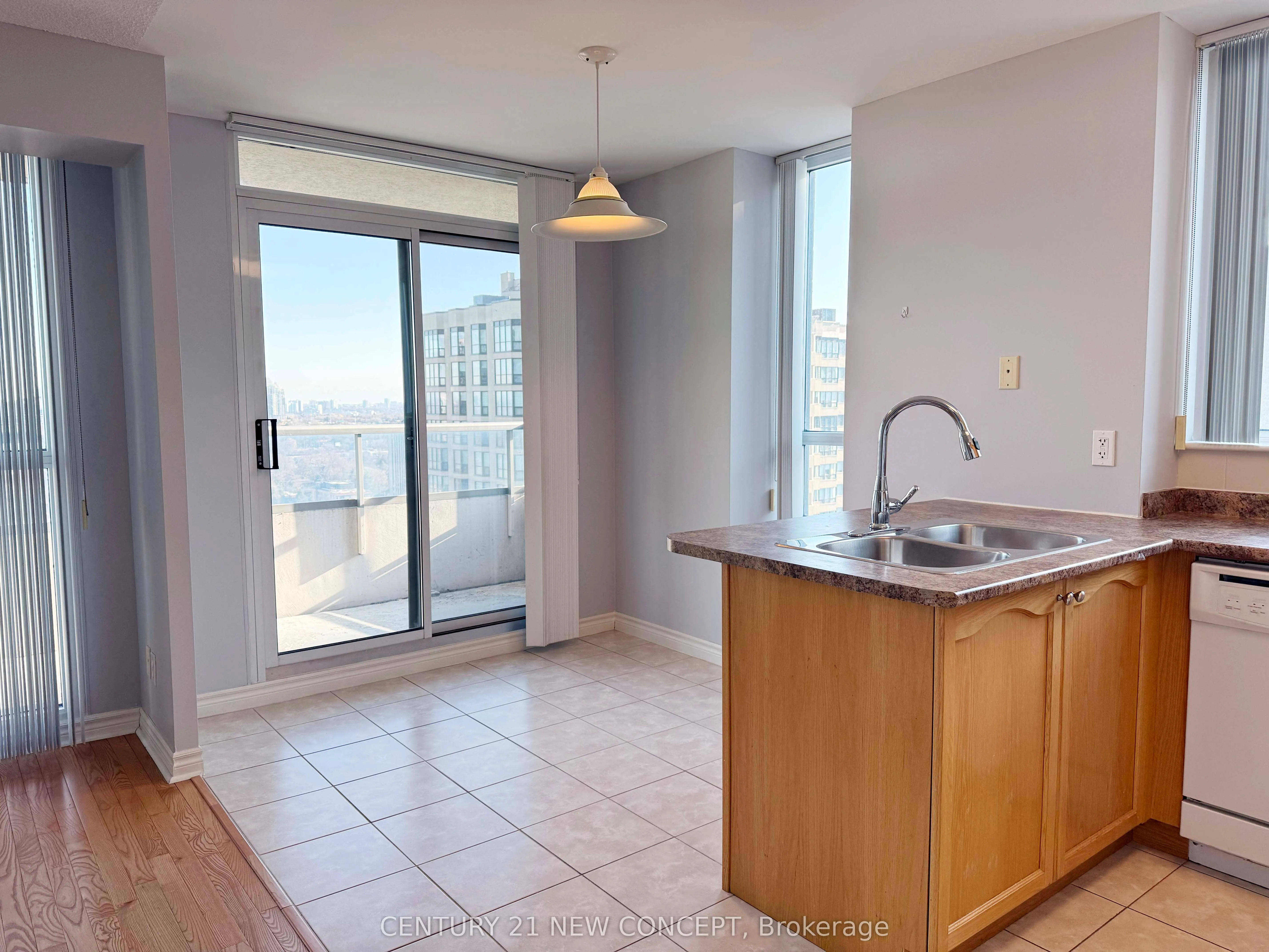 18 Spring Garden Avenue, #2308