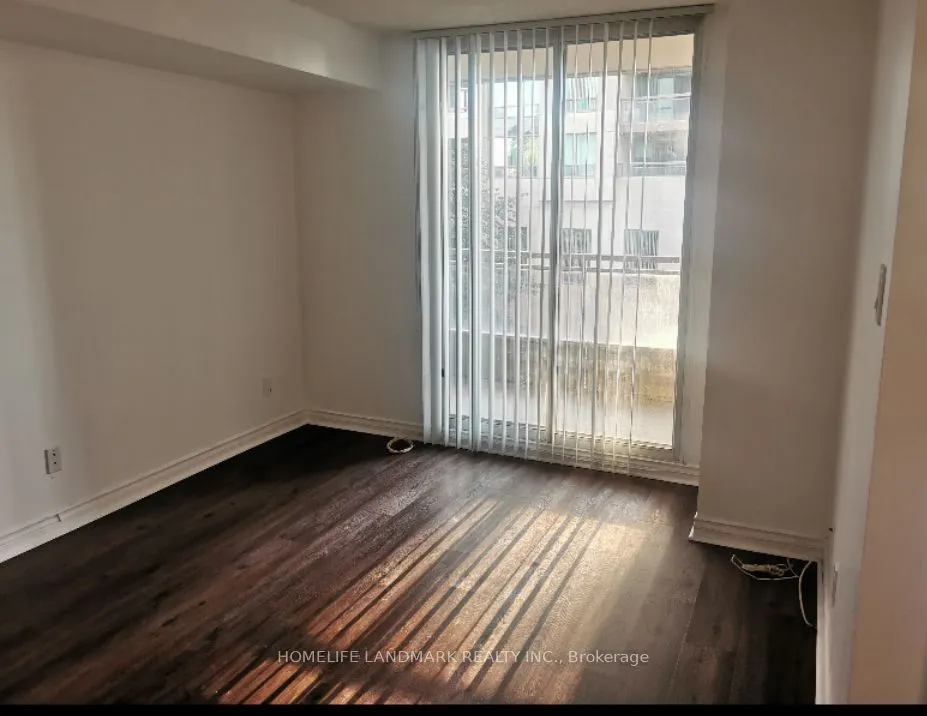 256 Doris Avenue, #301