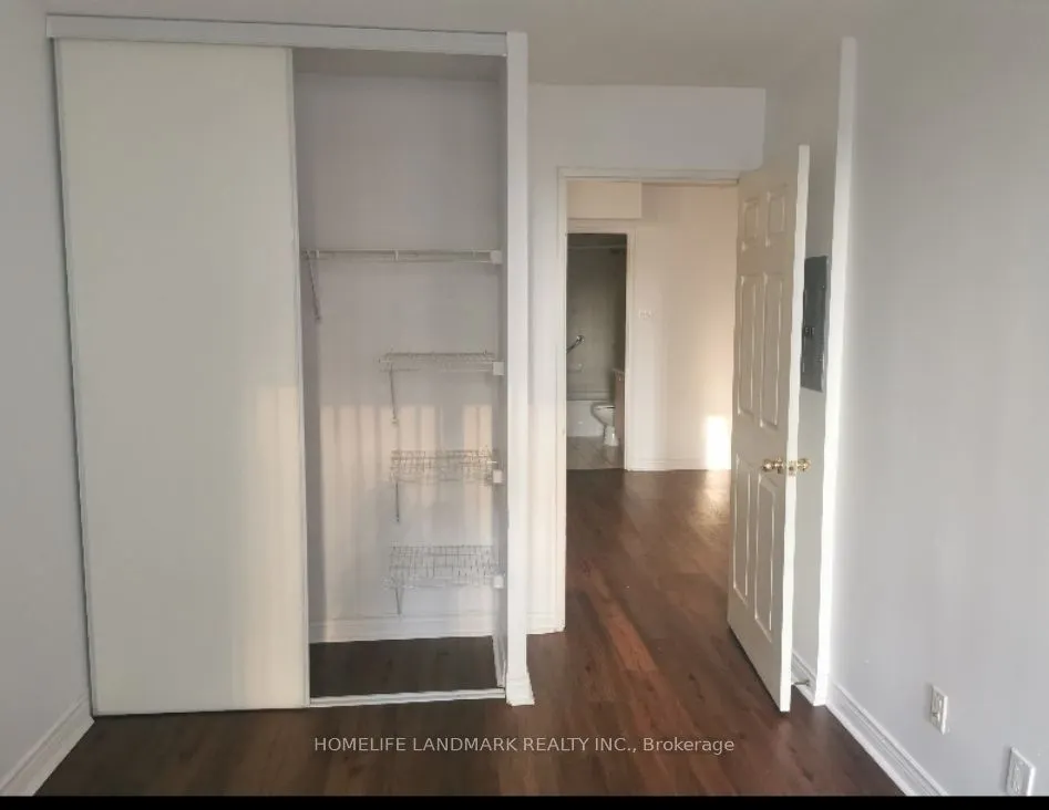 256 Doris Avenue, #301