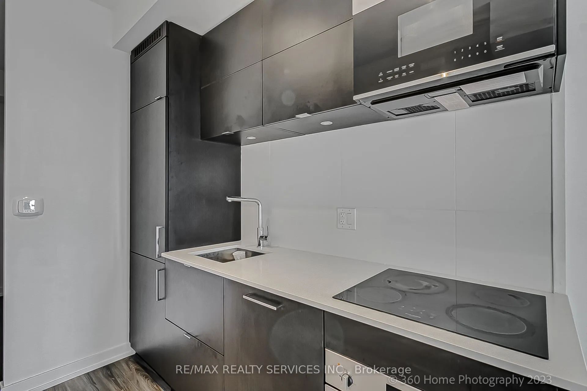 20 Edward Street, #1719