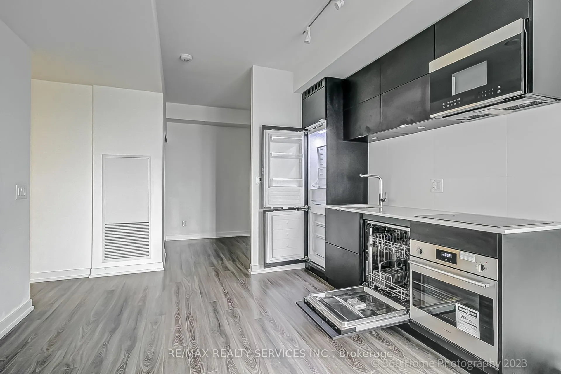 20 Edward Street, #1719