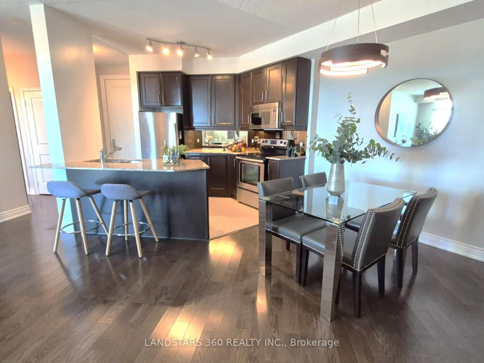 10 Bloorview Place, #706