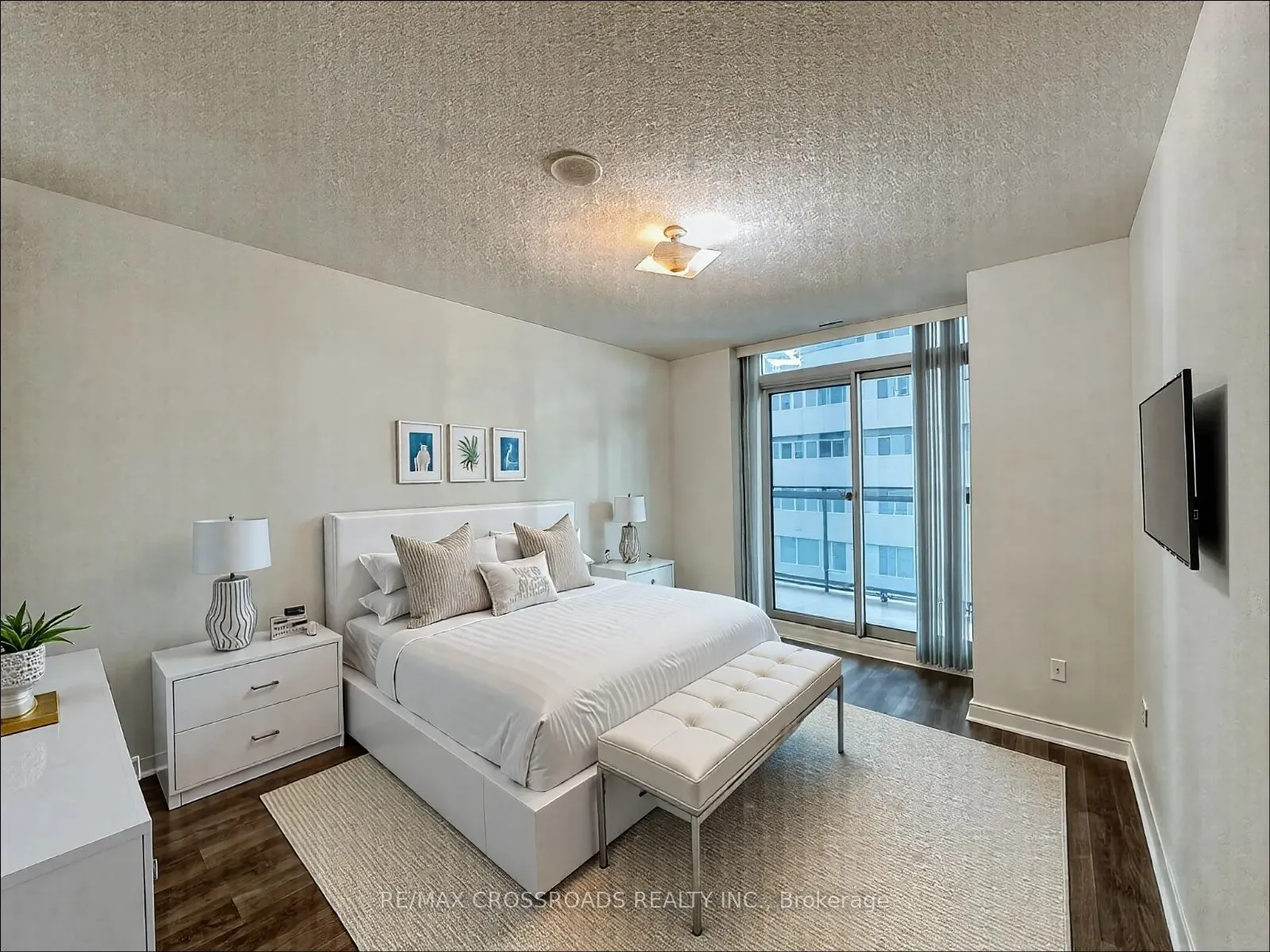 19 Grand Trunk Crescent, #1509
