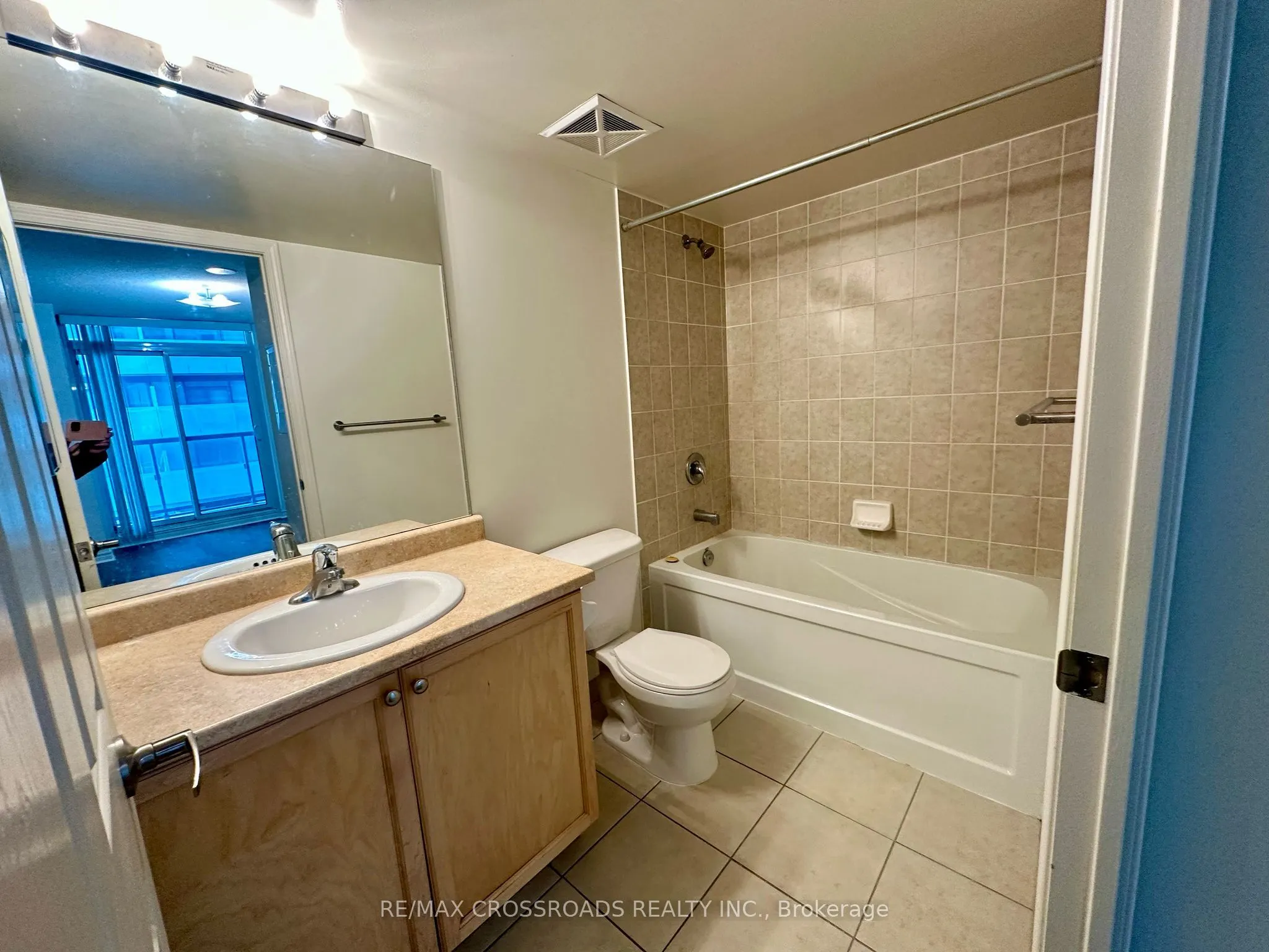 19 Grand Trunk Crescent, #1509