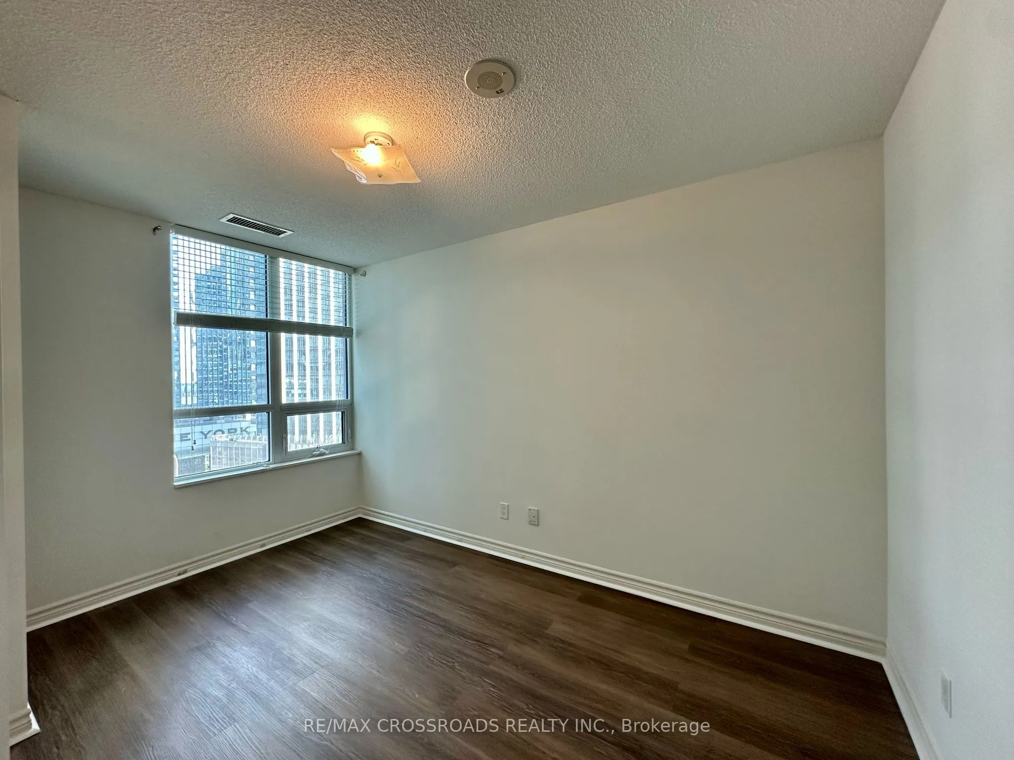 19 Grand Trunk Crescent, #1509