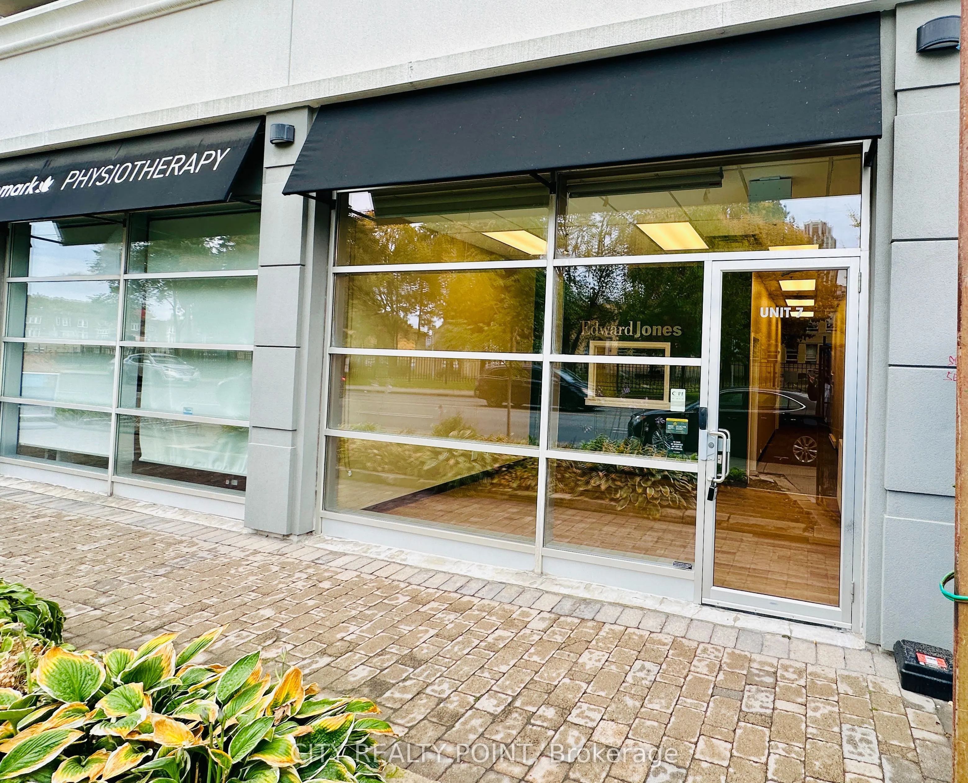 1500 Bathurst Street, #7