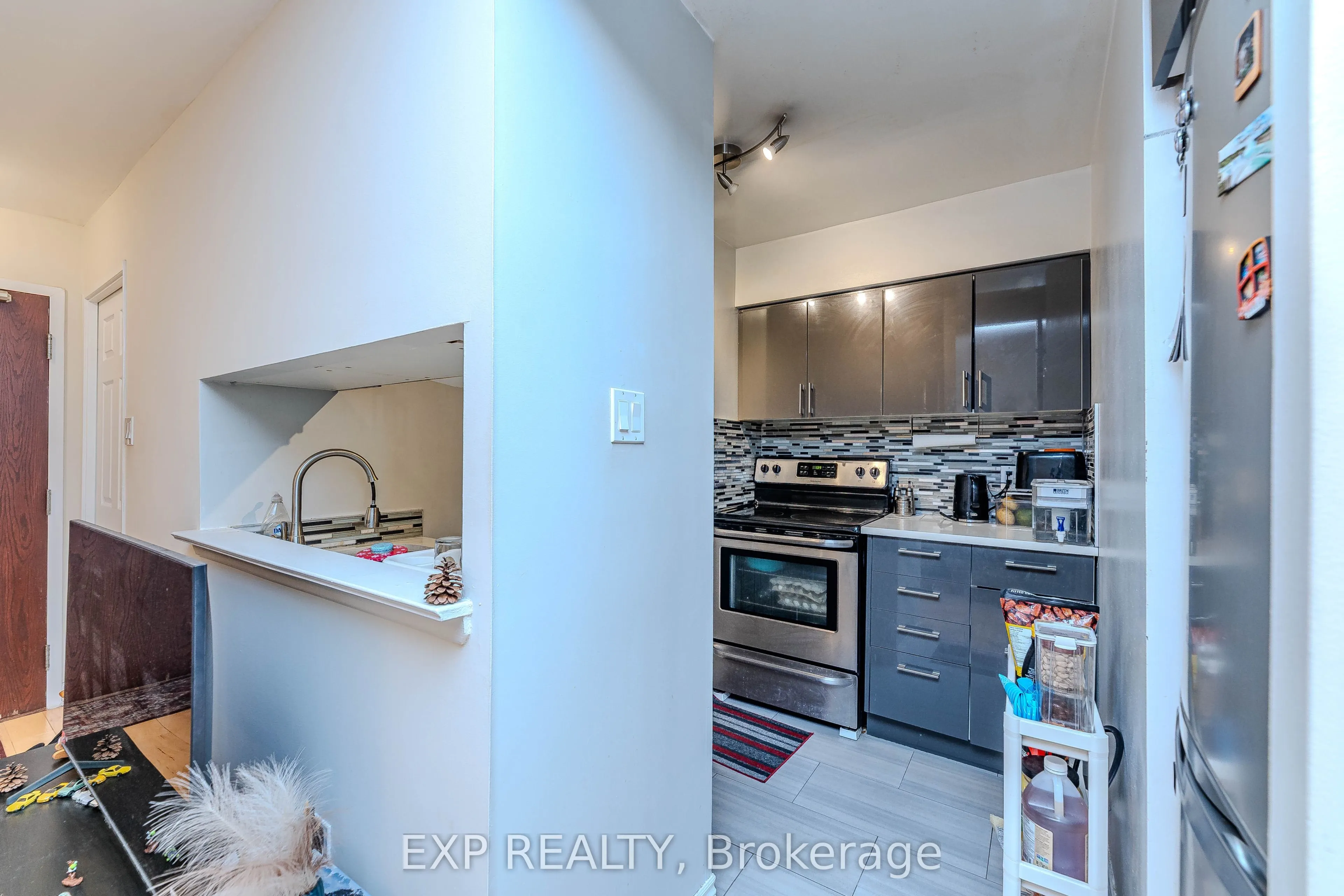 1055 Bay Street, #1515
