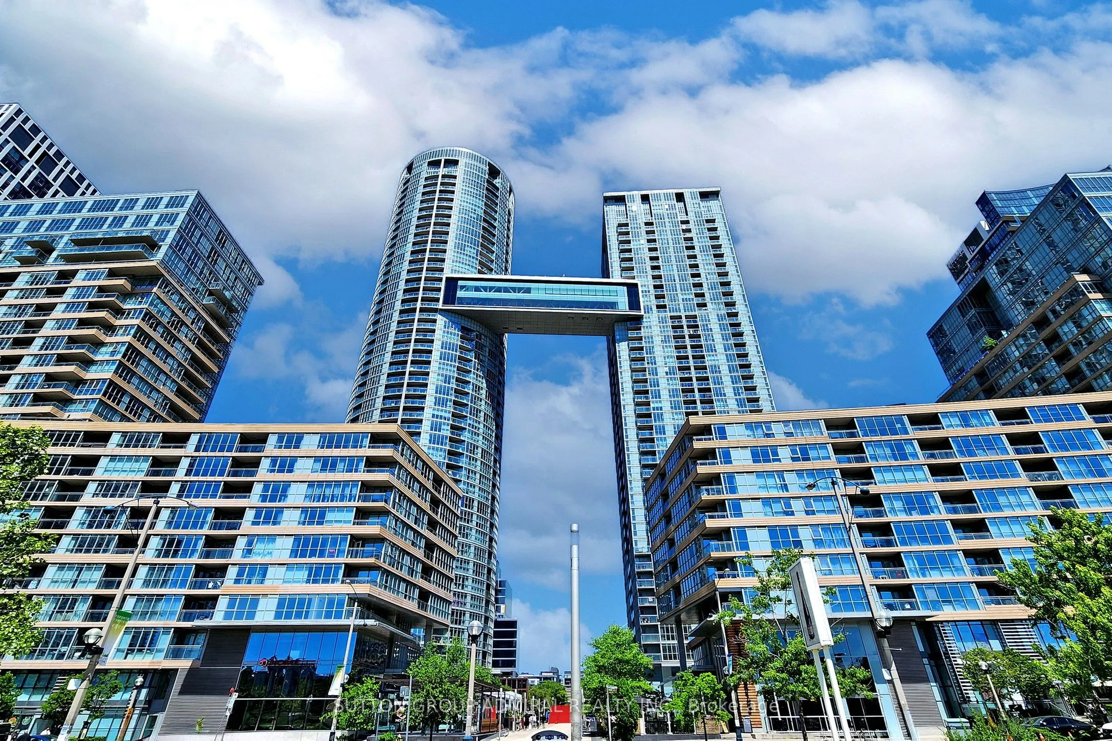 21 Iceboat Terrace, #1703