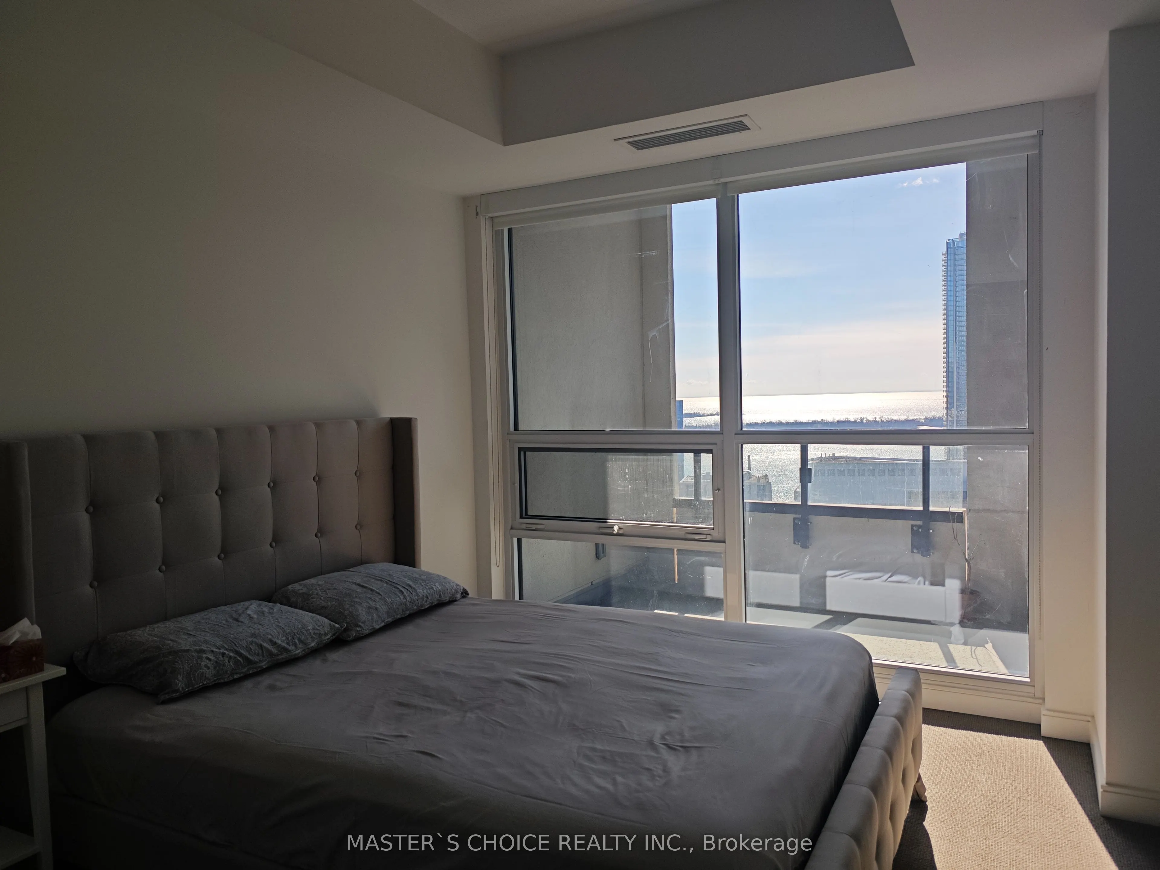 88 Scott Street, #3709