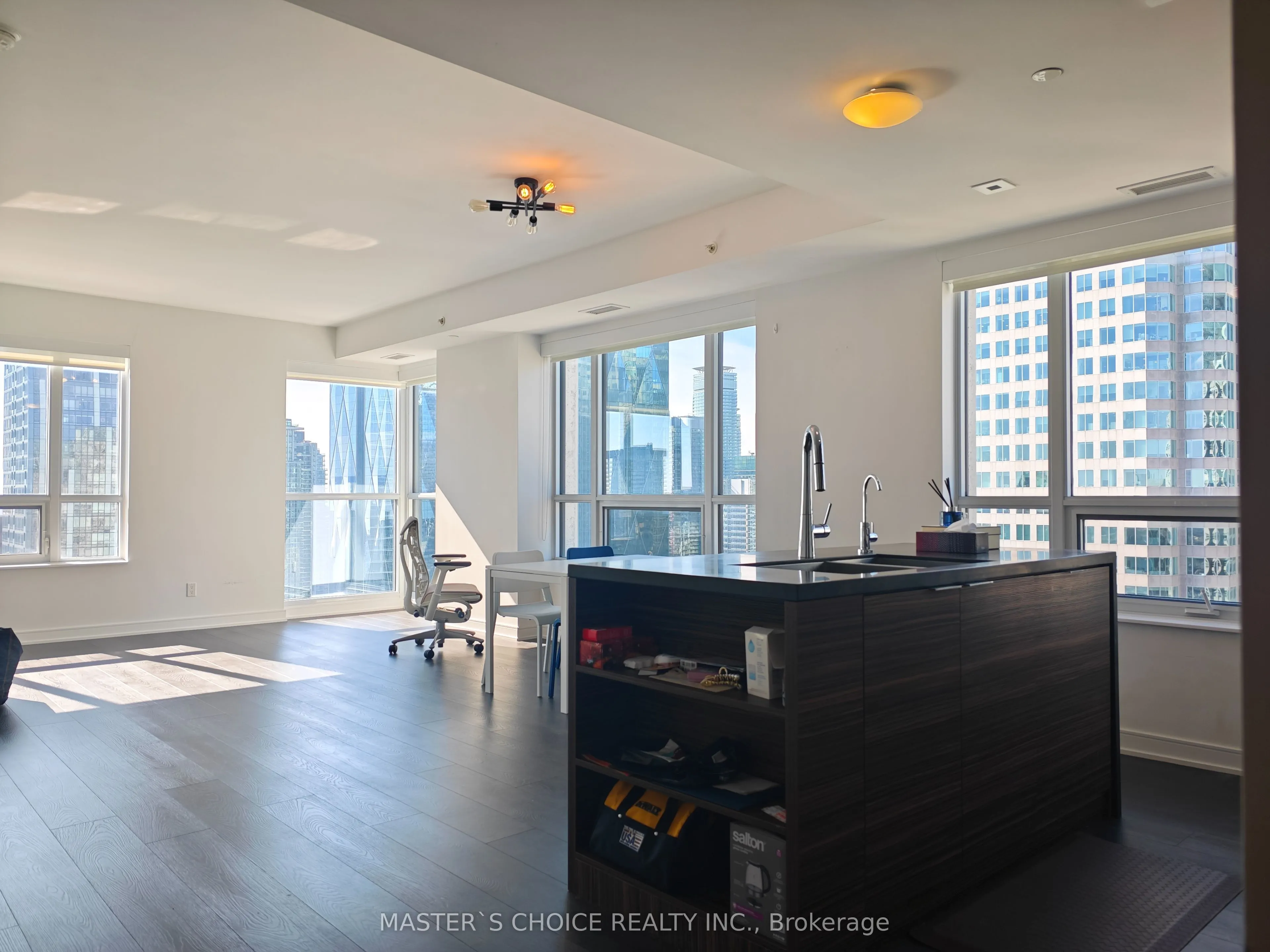 88 Scott Street, #3709