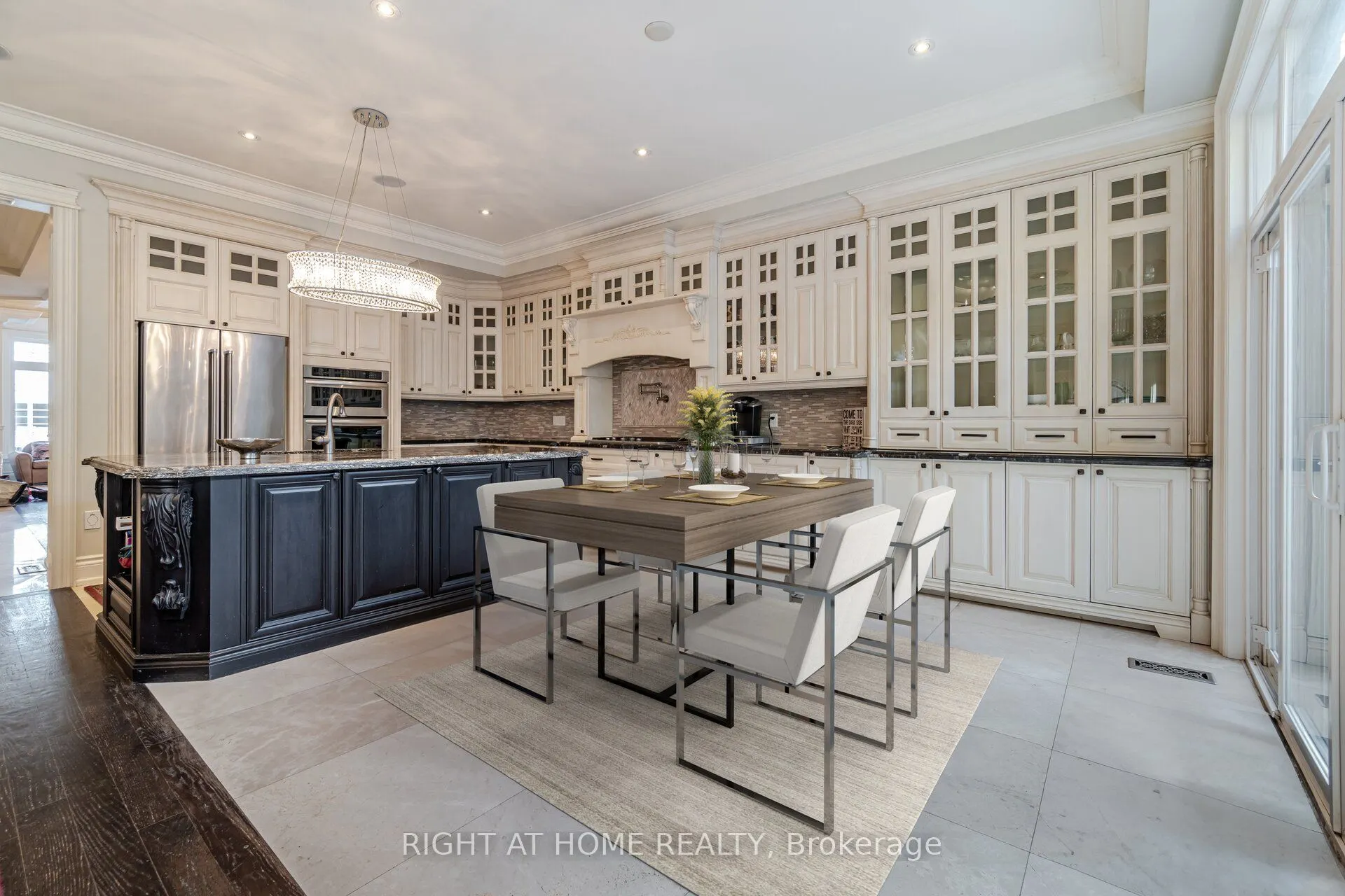 12 Walder Avenue