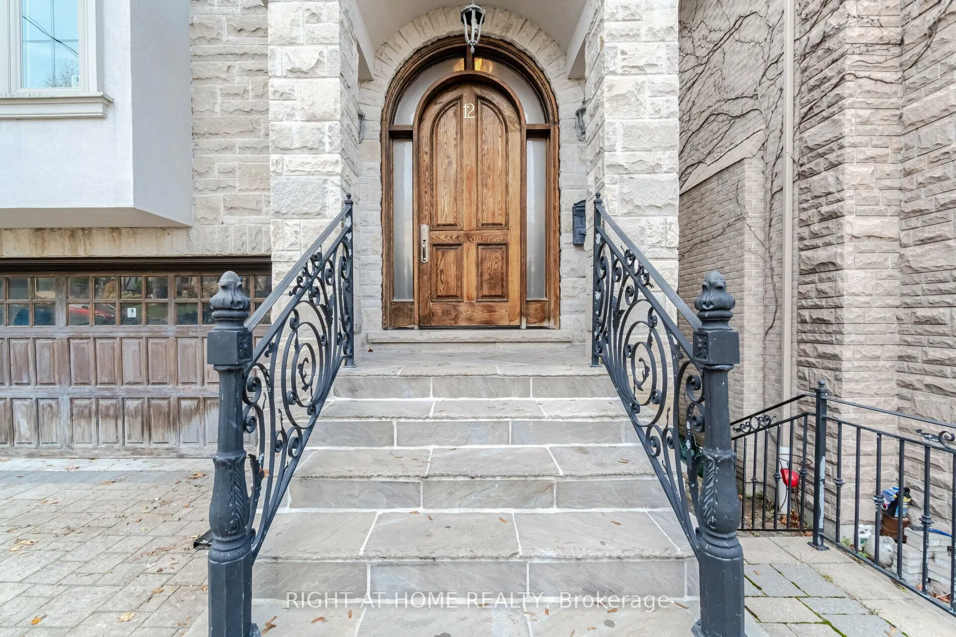 12 Walder Avenue