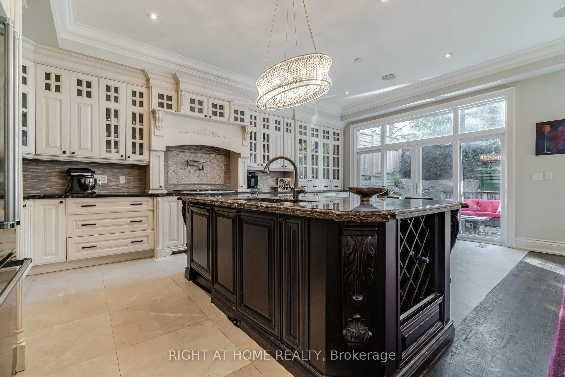 12 Walder Avenue