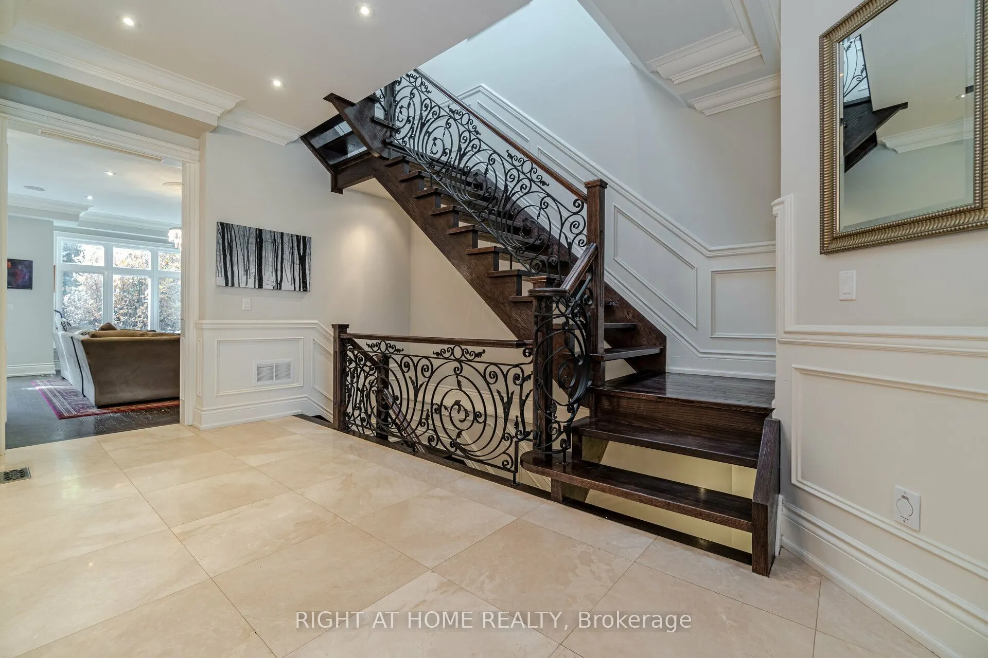12 Walder Avenue