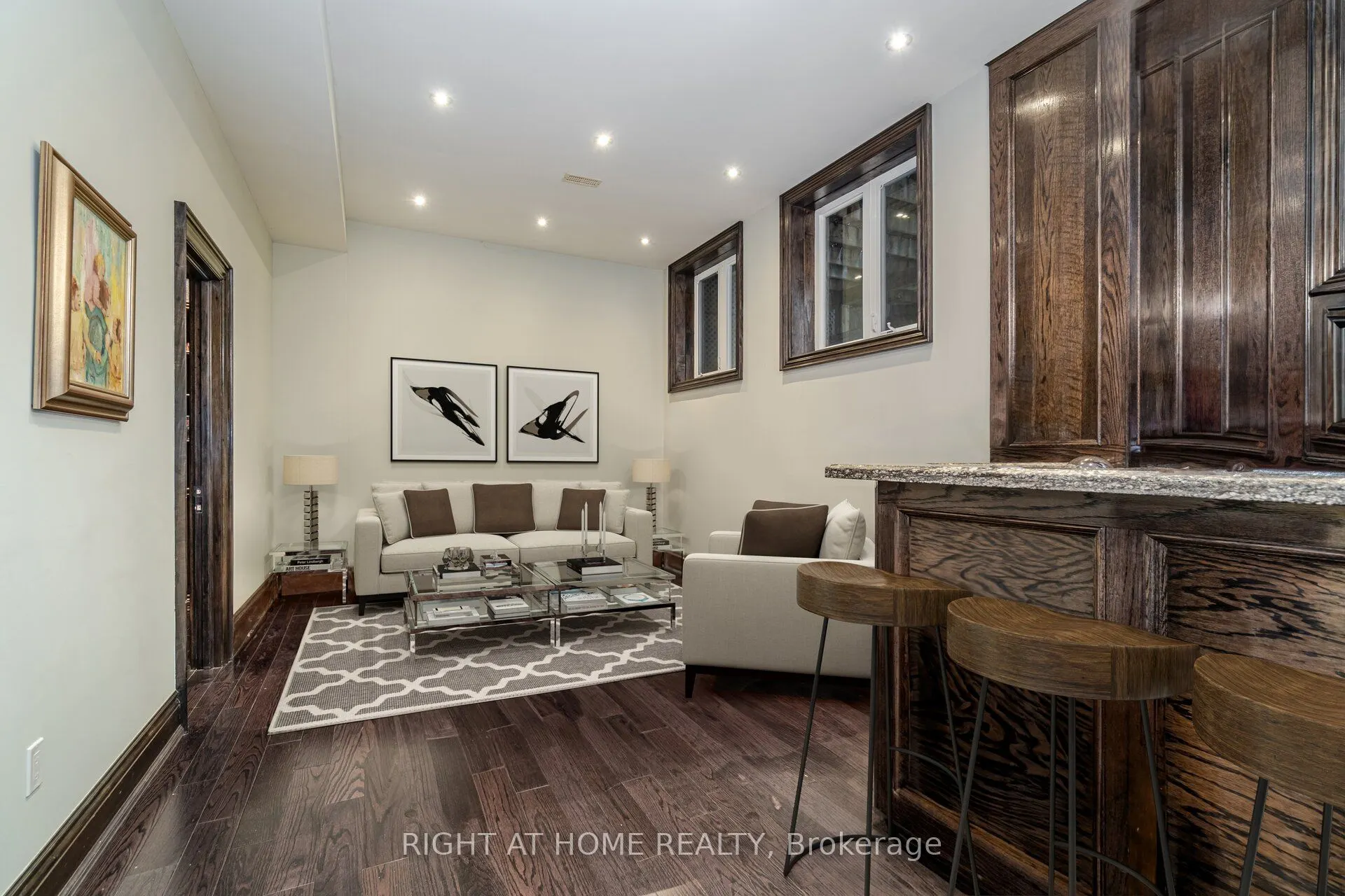 12 Walder Avenue