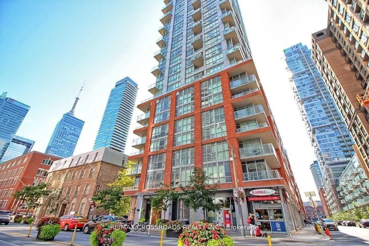 126 Simcoe Street, #1201