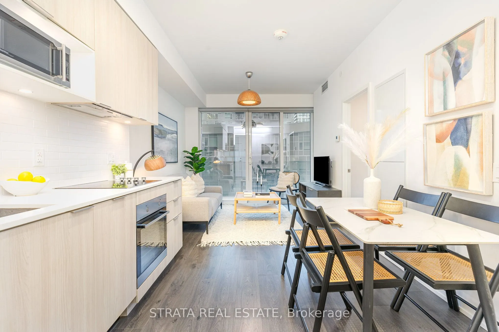 20 Tubman Avenue E, #808