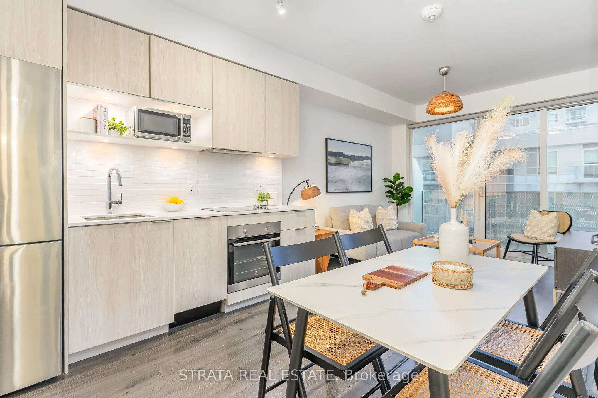 20 Tubman Avenue E, #808