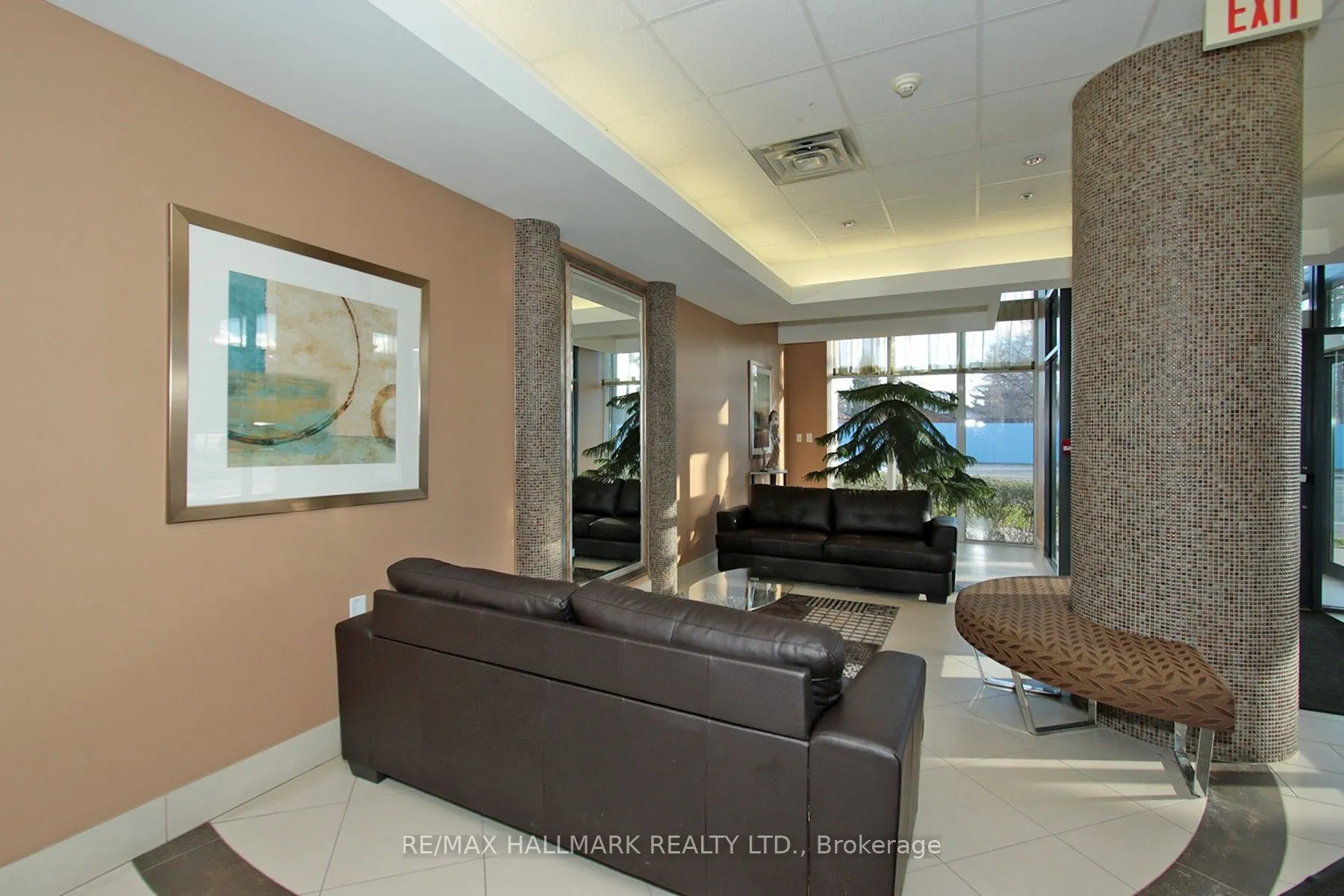 872 Sheppard Avenue W, #105