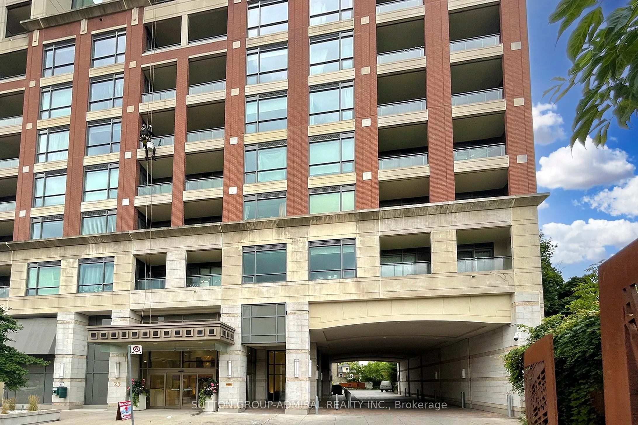 23 Glebe Road W, #502